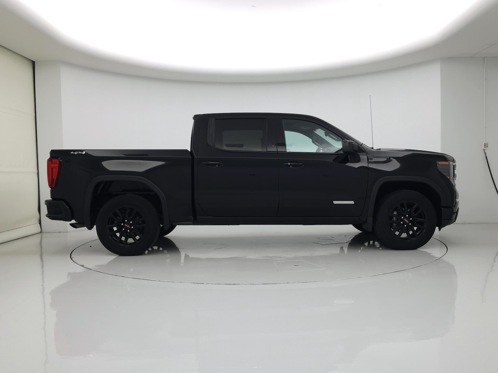 2024 GMC Sierra 1500 Elevation - Photo 8