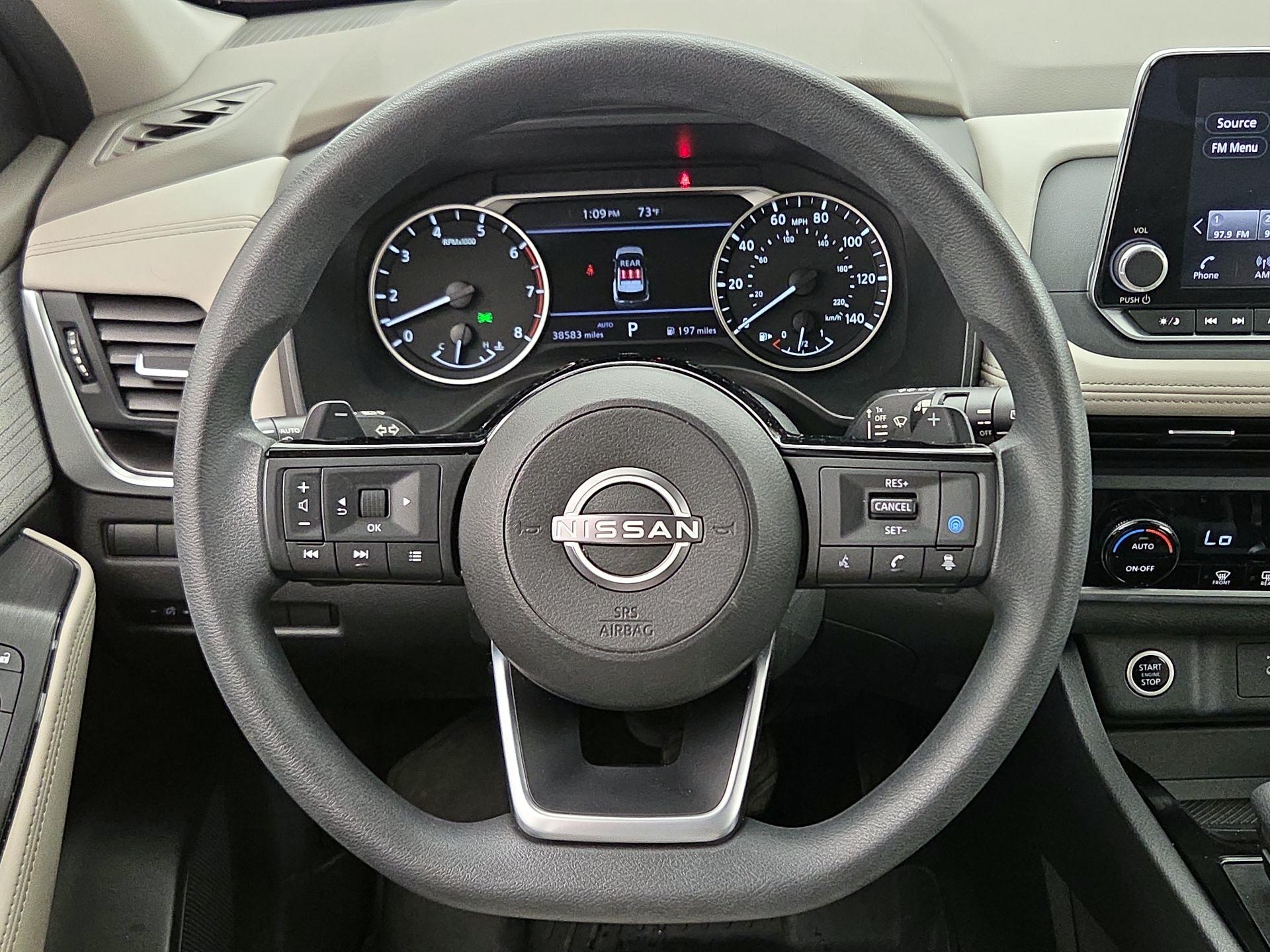 Thumbnail: 2023 Nissan Rogue - 10