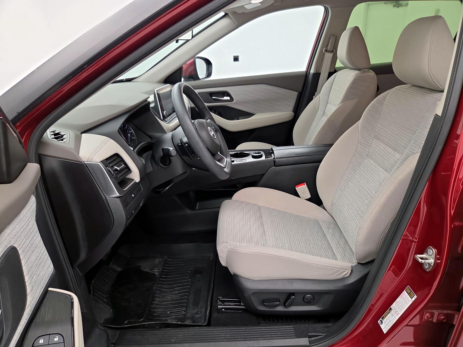 Thumbnail: 2023 Nissan Rogue - 11
