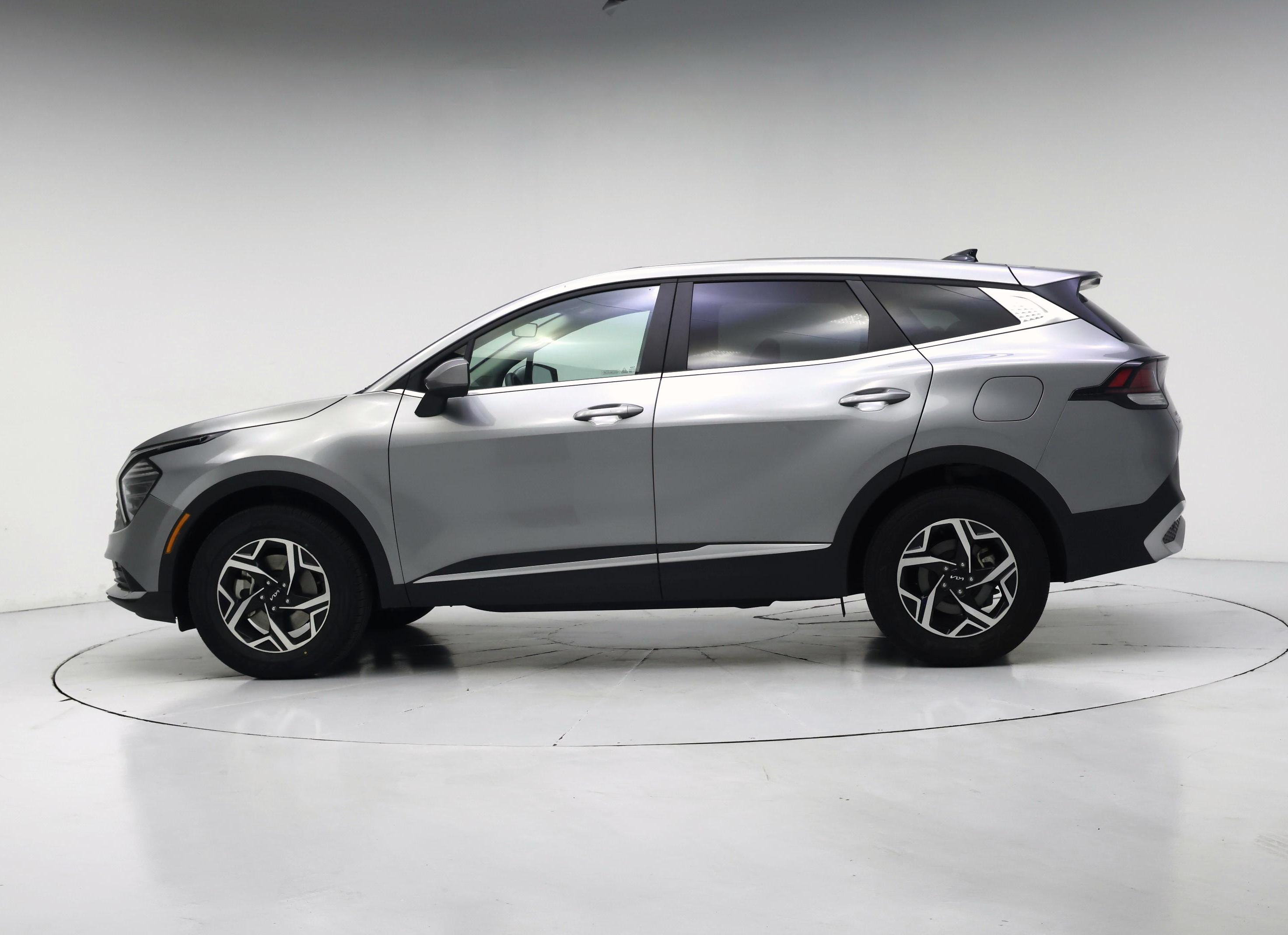 Thumbnail: 2024 Kia Sportage - 3
