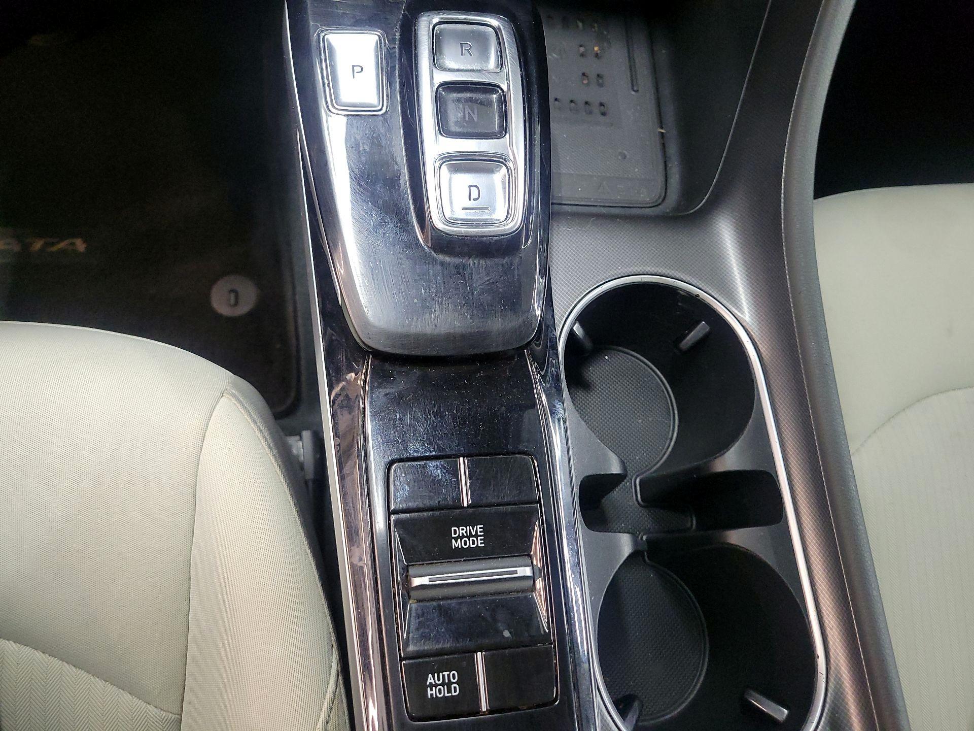 Thumbnail: 2023 Hyundai Sonata - 18