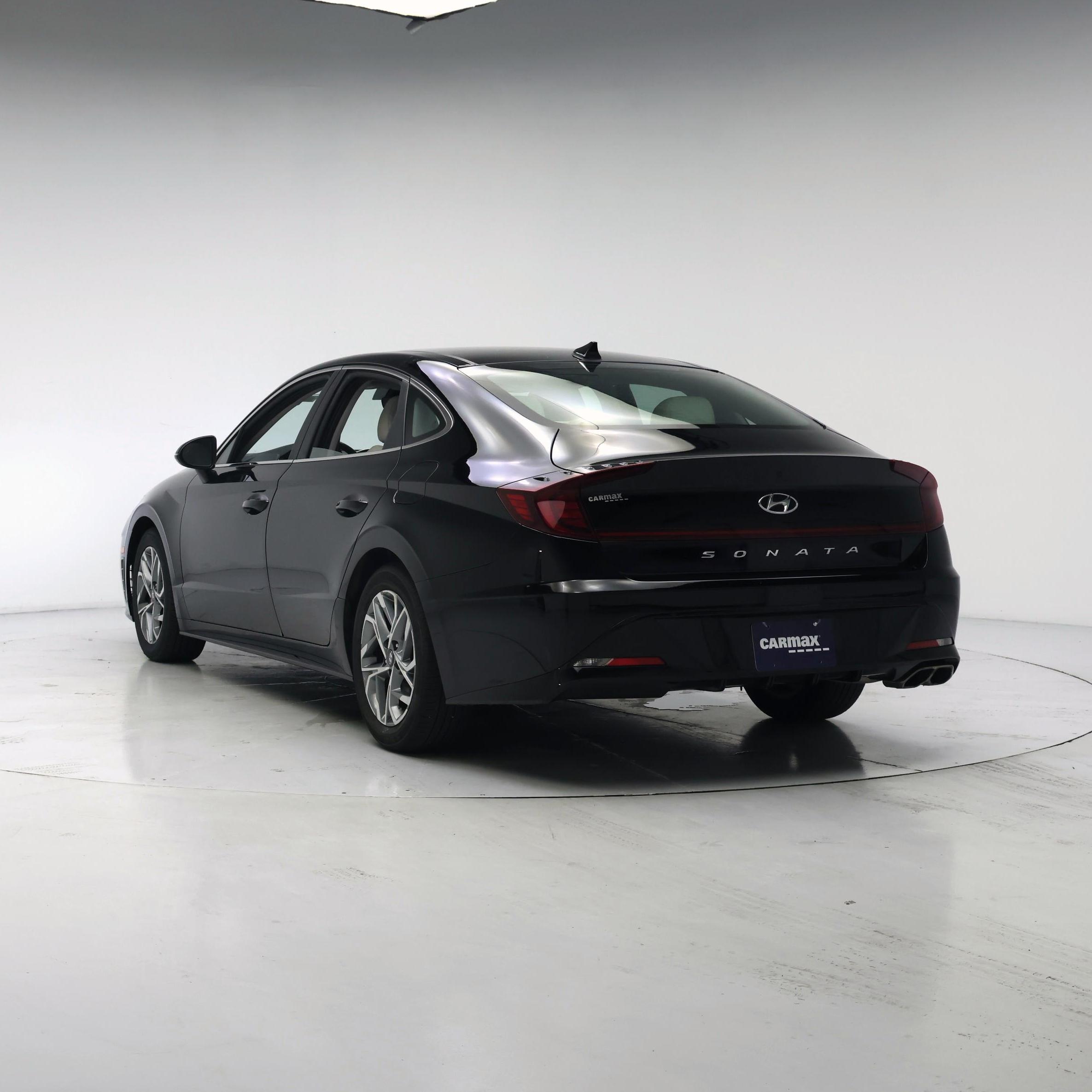 Thumbnail: 2023 Hyundai Sonata - 2