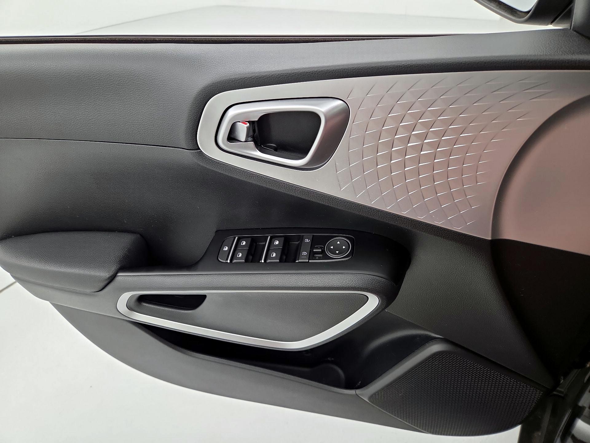 Thumbnail: 2022 Kia Soul - 12