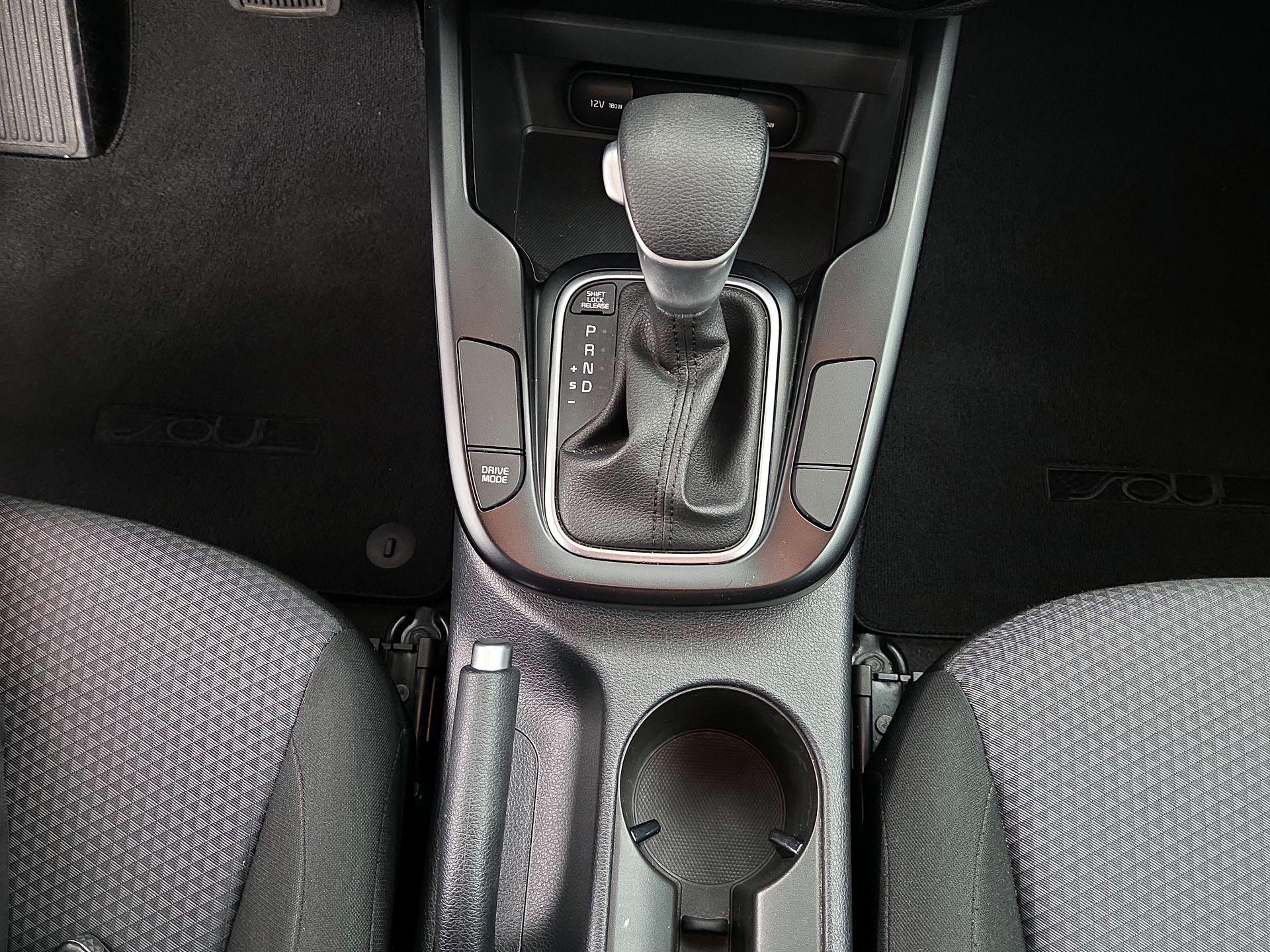 Thumbnail: 2022 Kia Soul - 17