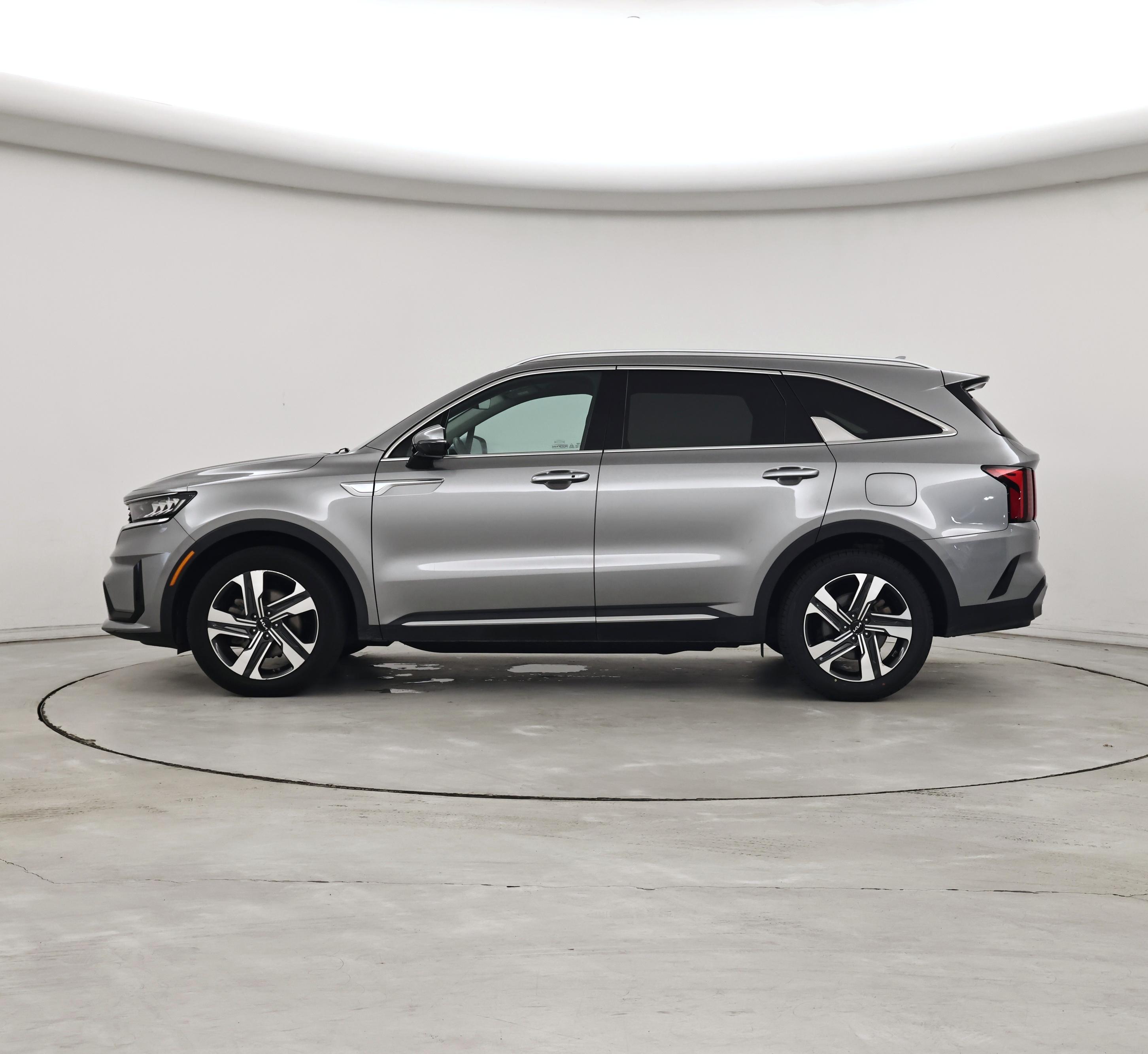 Thumbnail: 2023 Kia Sorento - 3