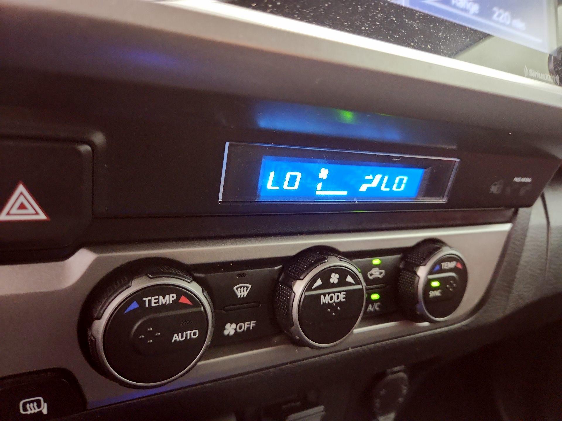 Thumbnail: 2023 Toyota Tacoma - 16