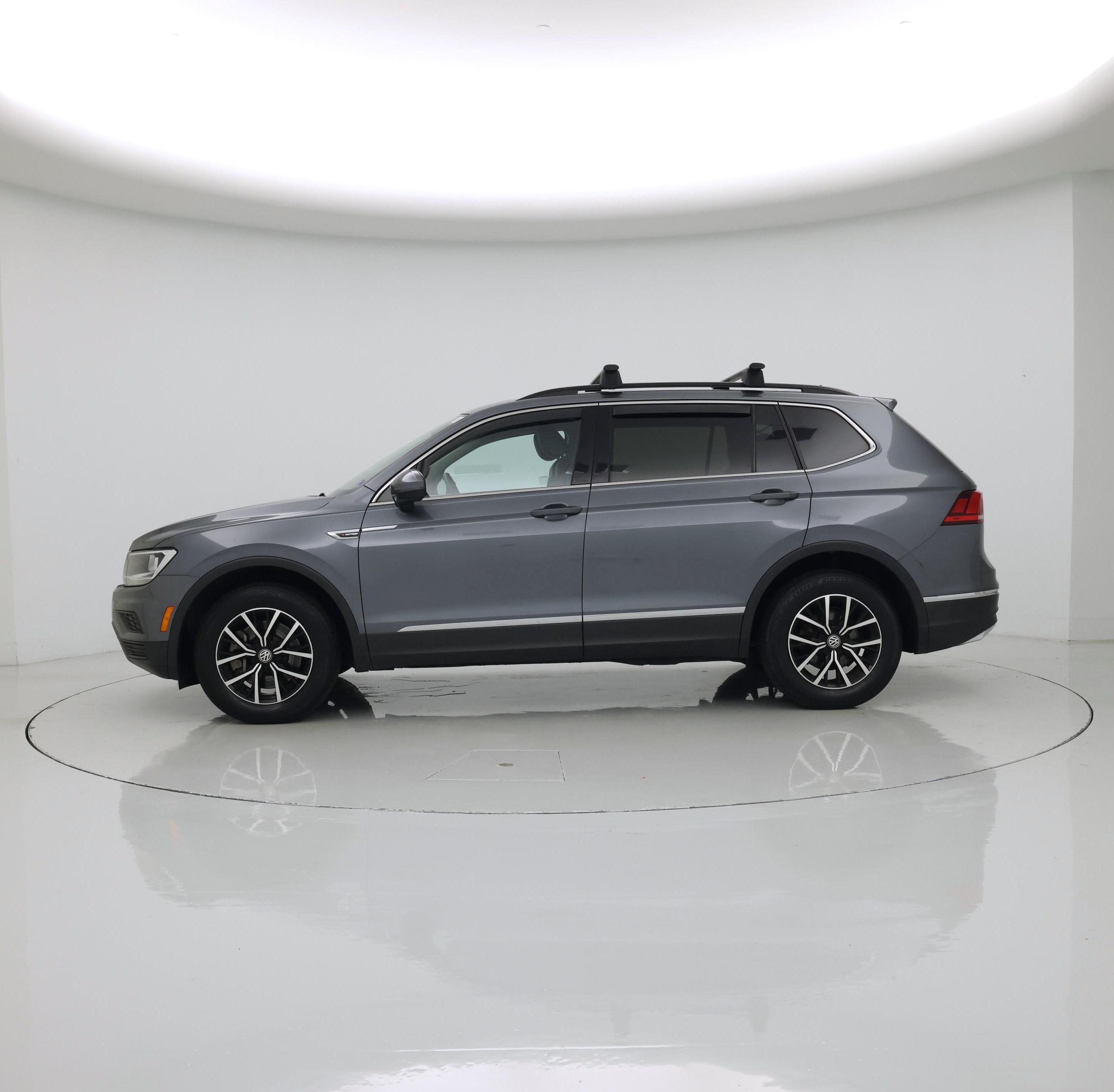 Thumbnail: 2021 Volkswagen Tiguan - 3