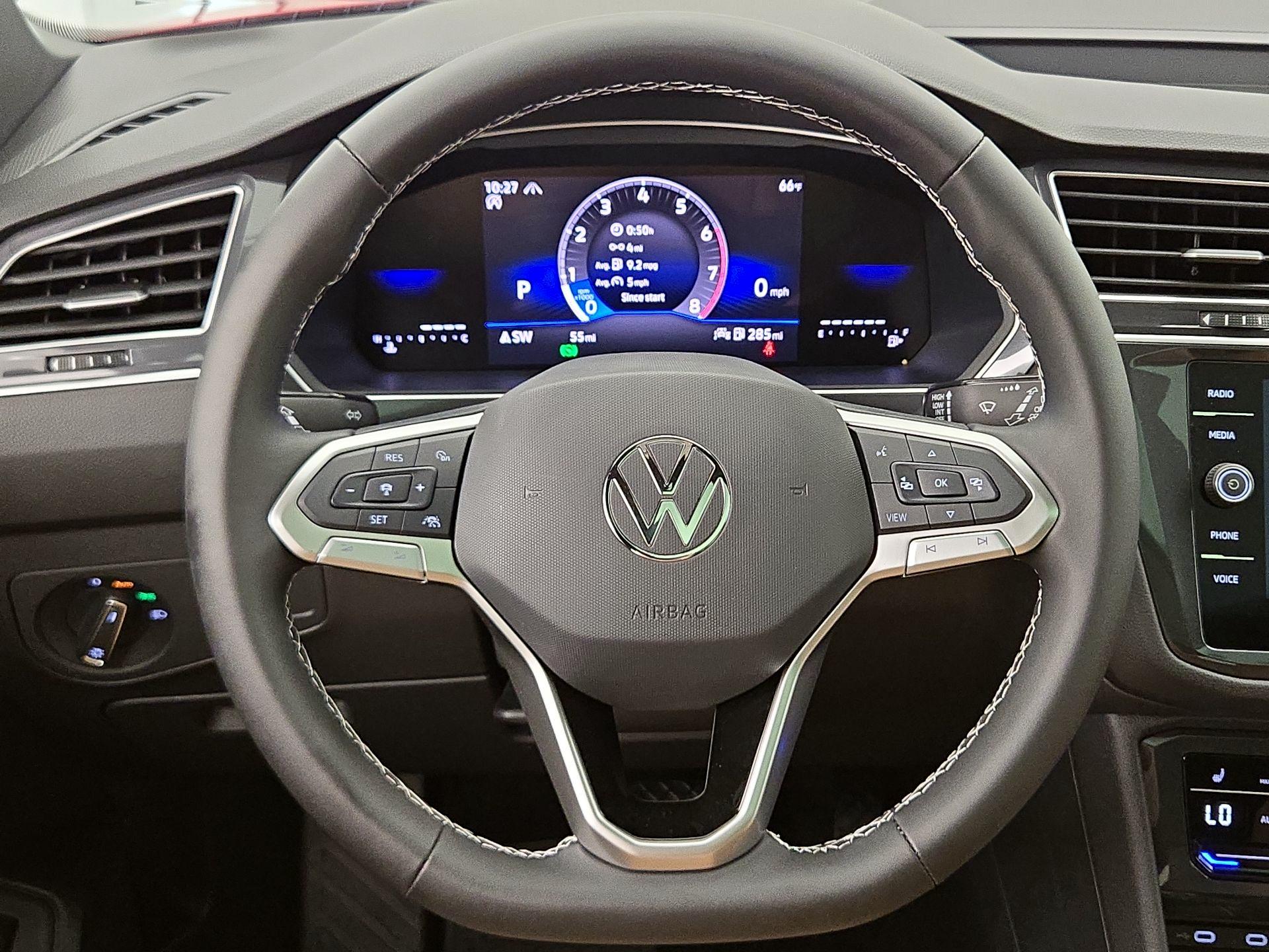 Thumbnail: 2024 Volkswagen Tiguan - 10