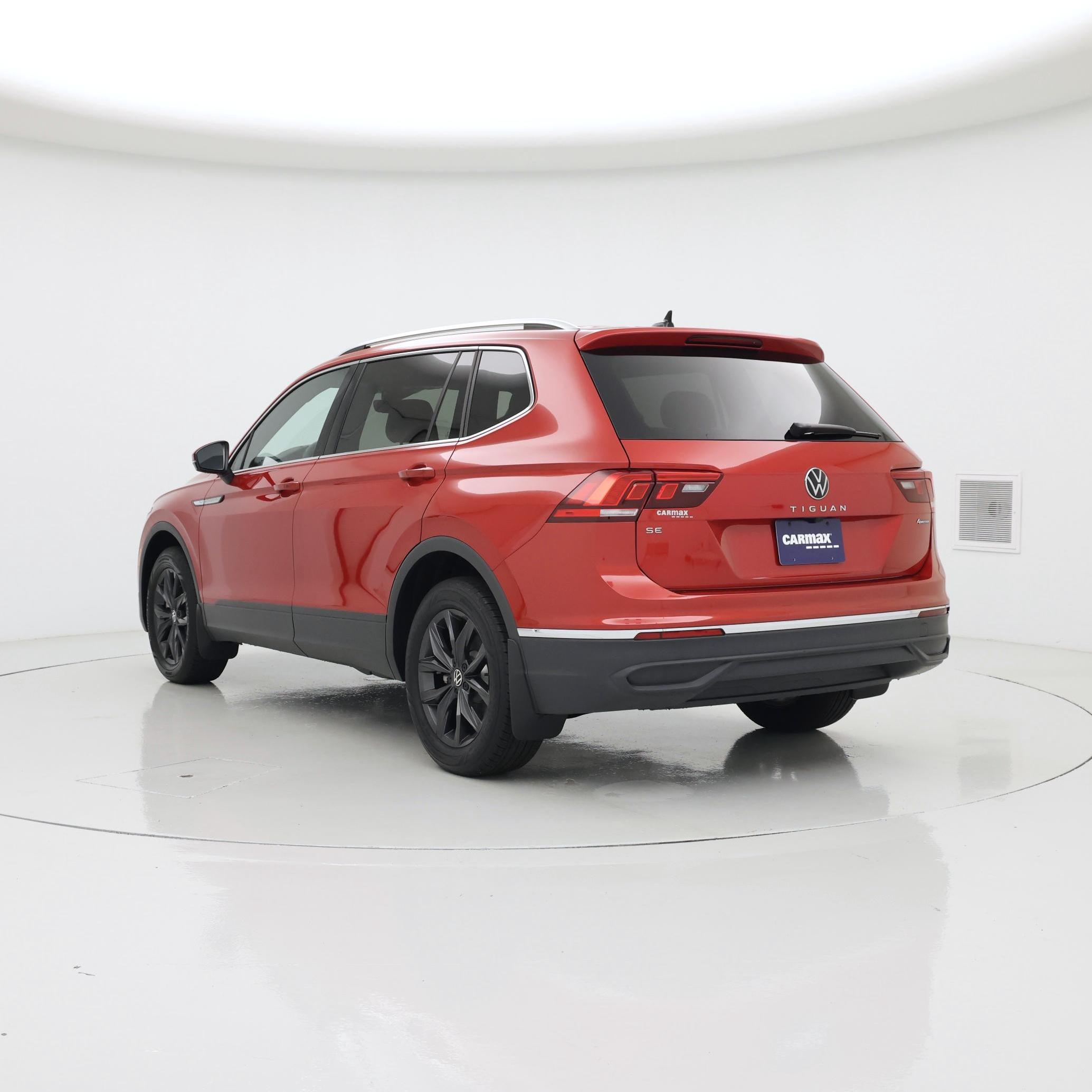 Thumbnail: 2024 Volkswagen Tiguan - 2