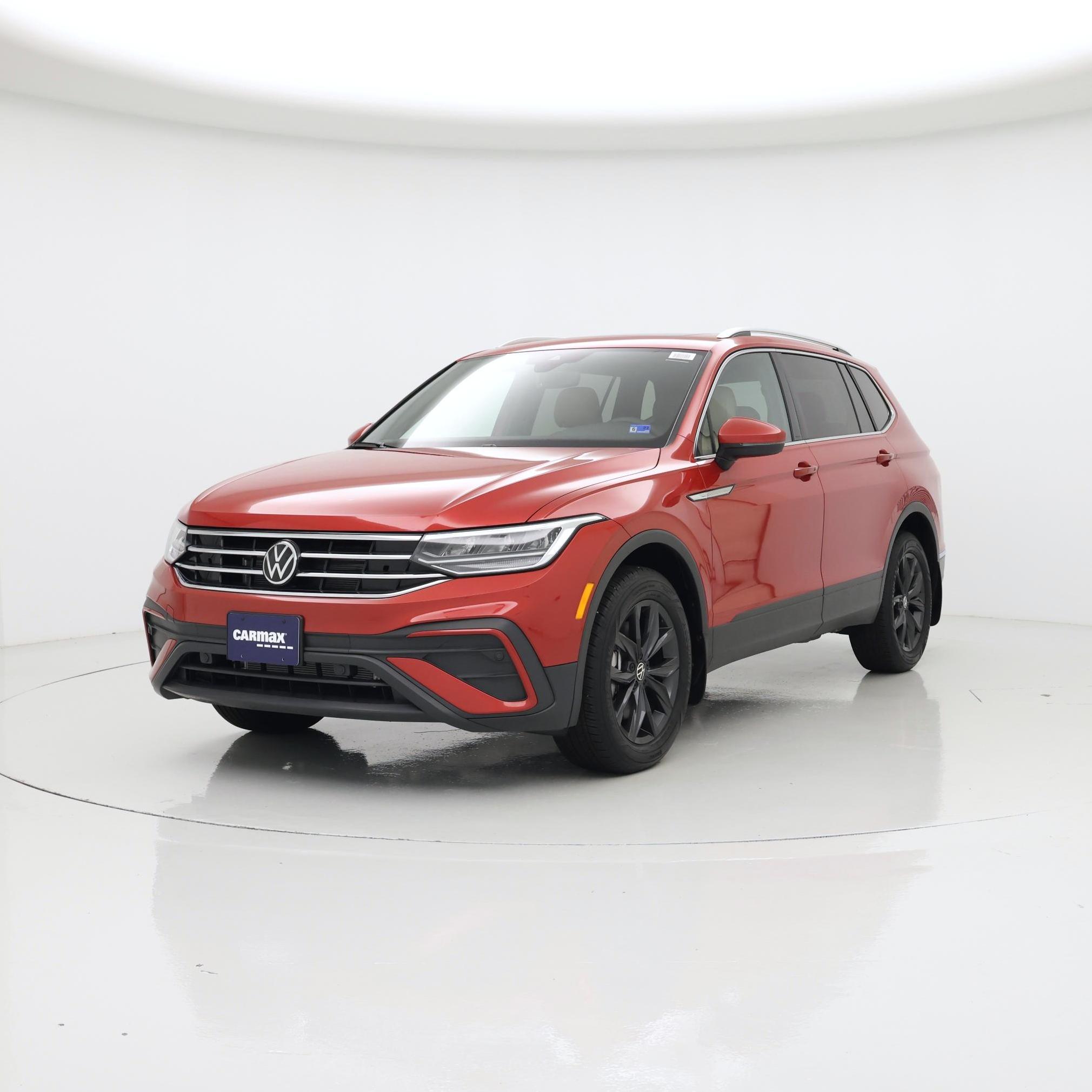 Thumbnail: 2024 Volkswagen Tiguan - 4