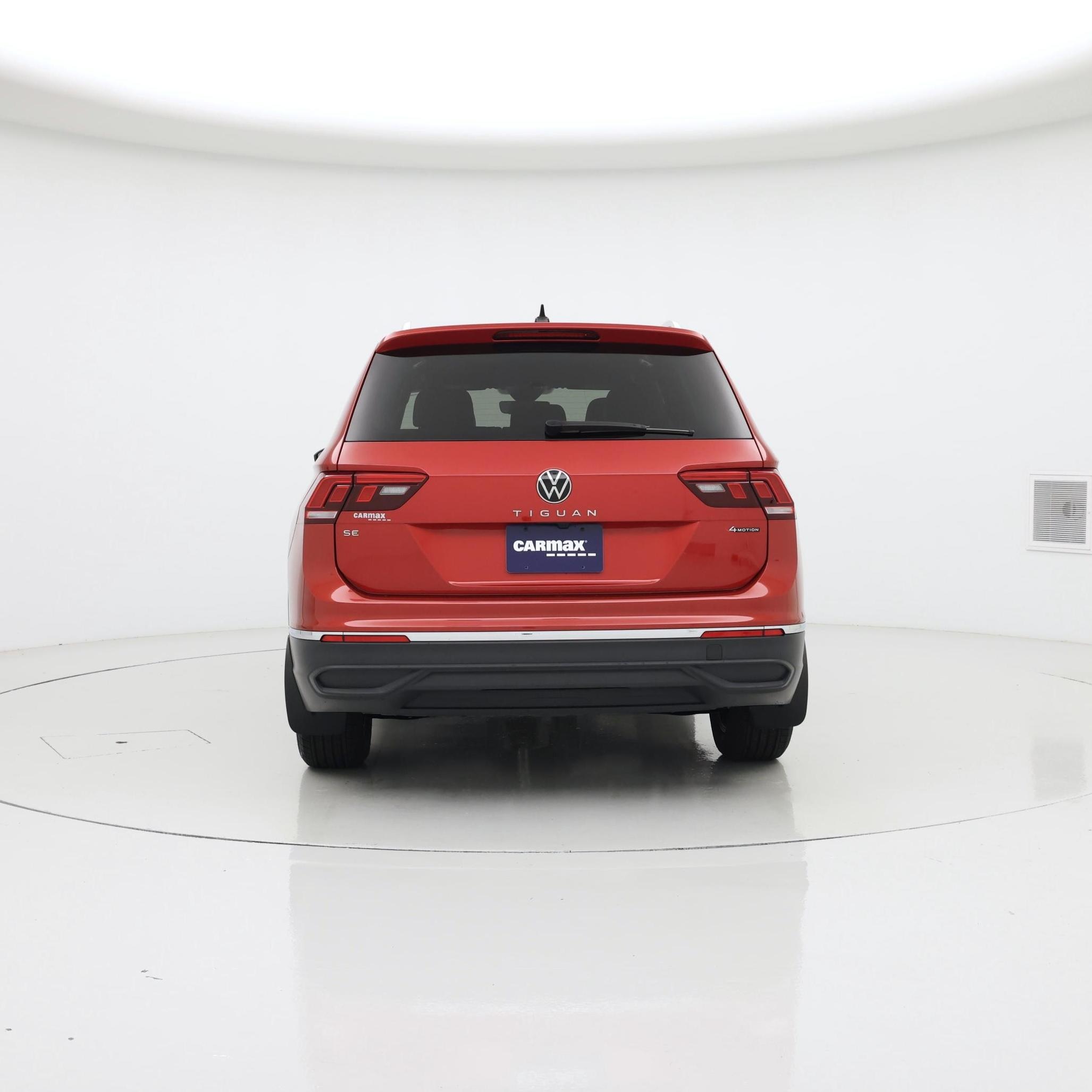 Thumbnail: 2024 Volkswagen Tiguan - 6