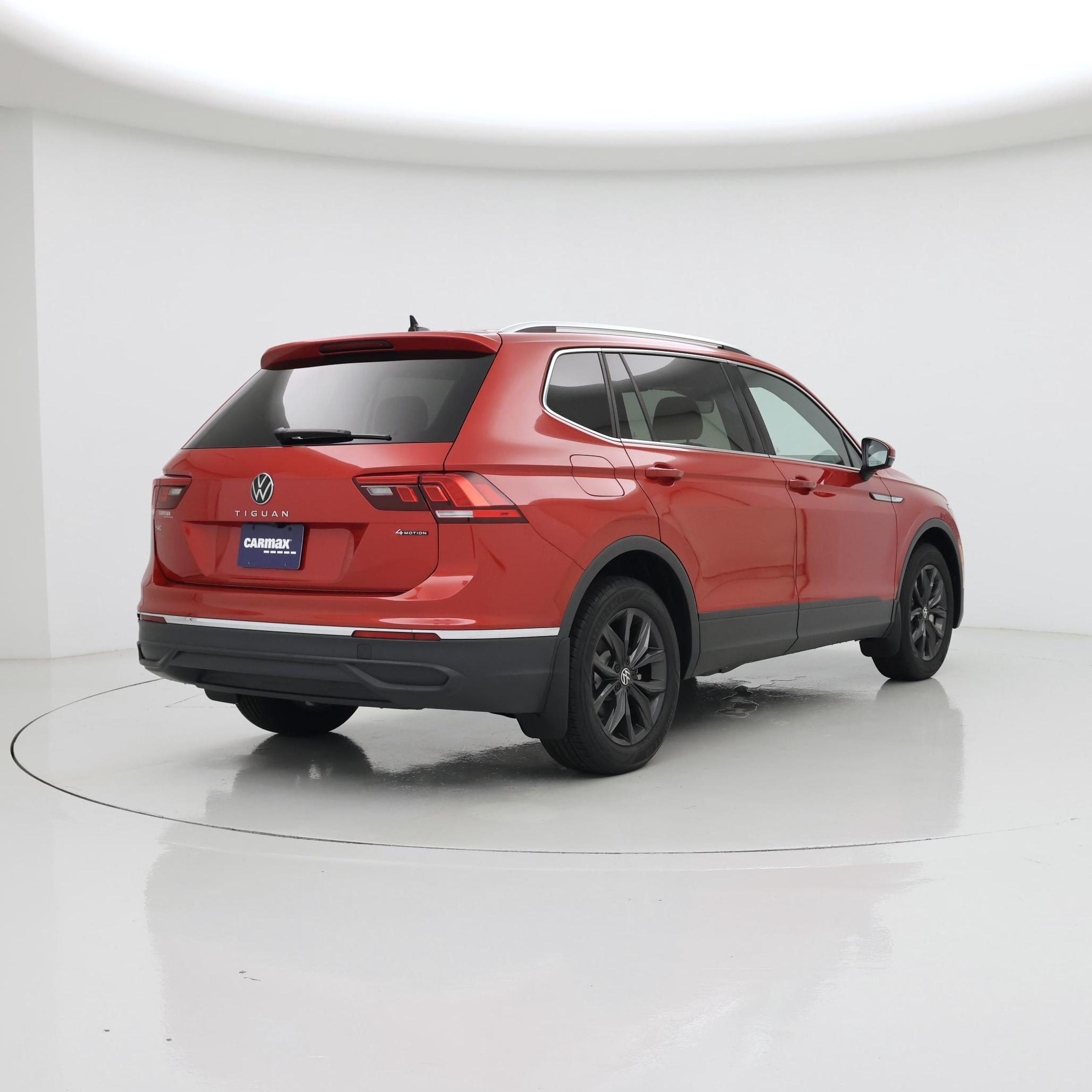 Thumbnail: 2024 Volkswagen Tiguan - 8