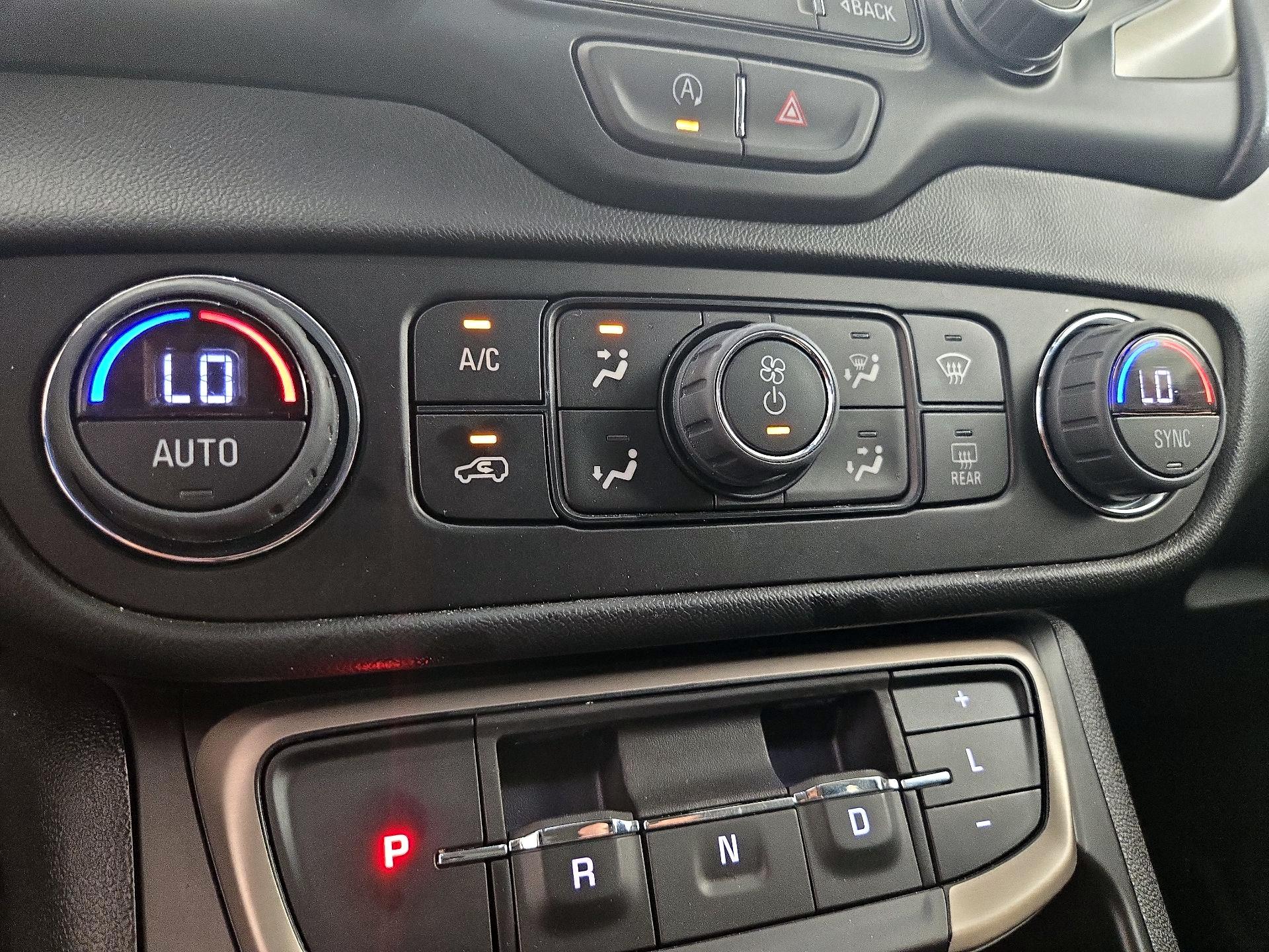 Thumbnail: 2023 GMC Terrain - 17