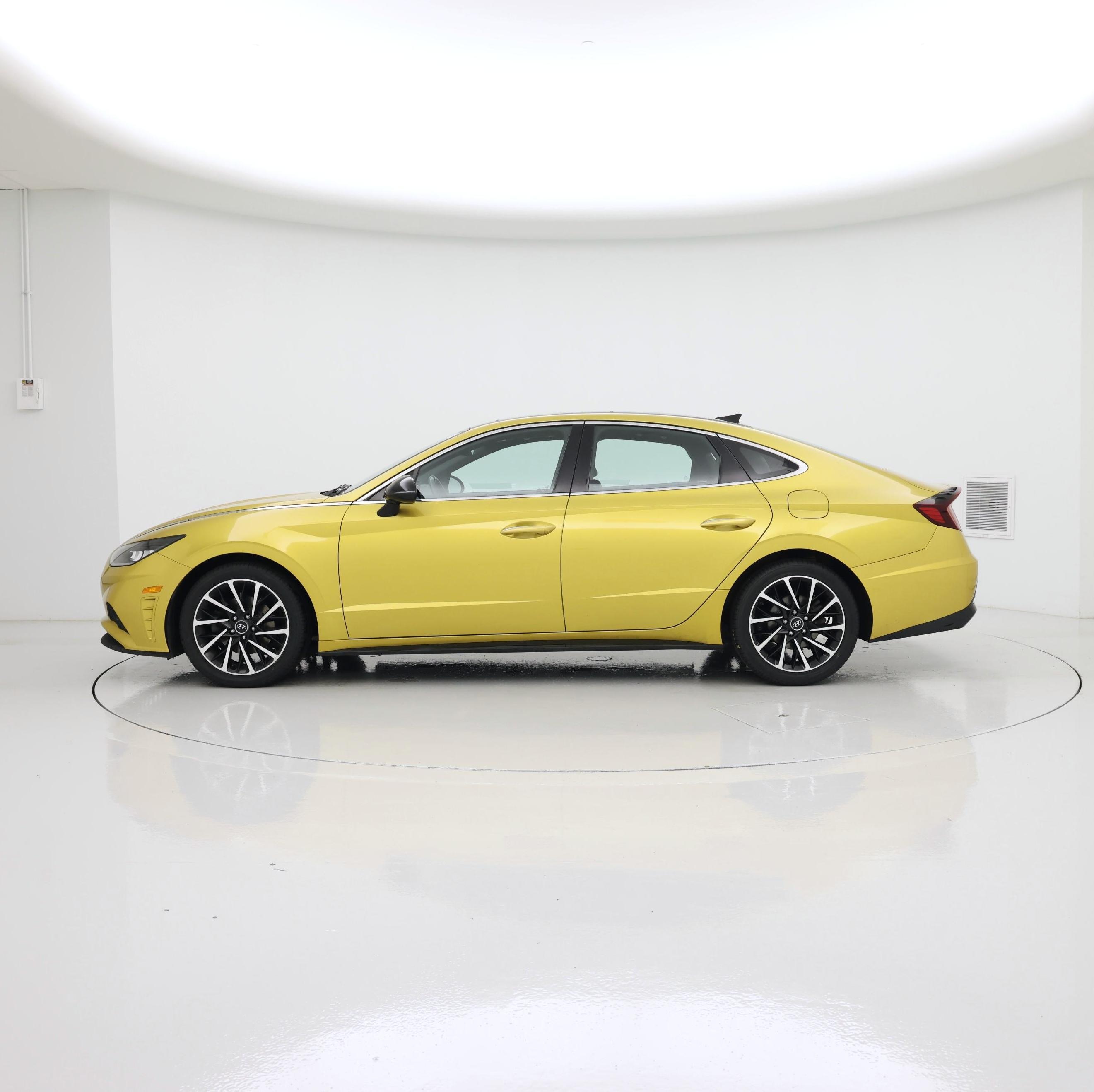 Thumbnail: 2020 Hyundai Sonata - 3