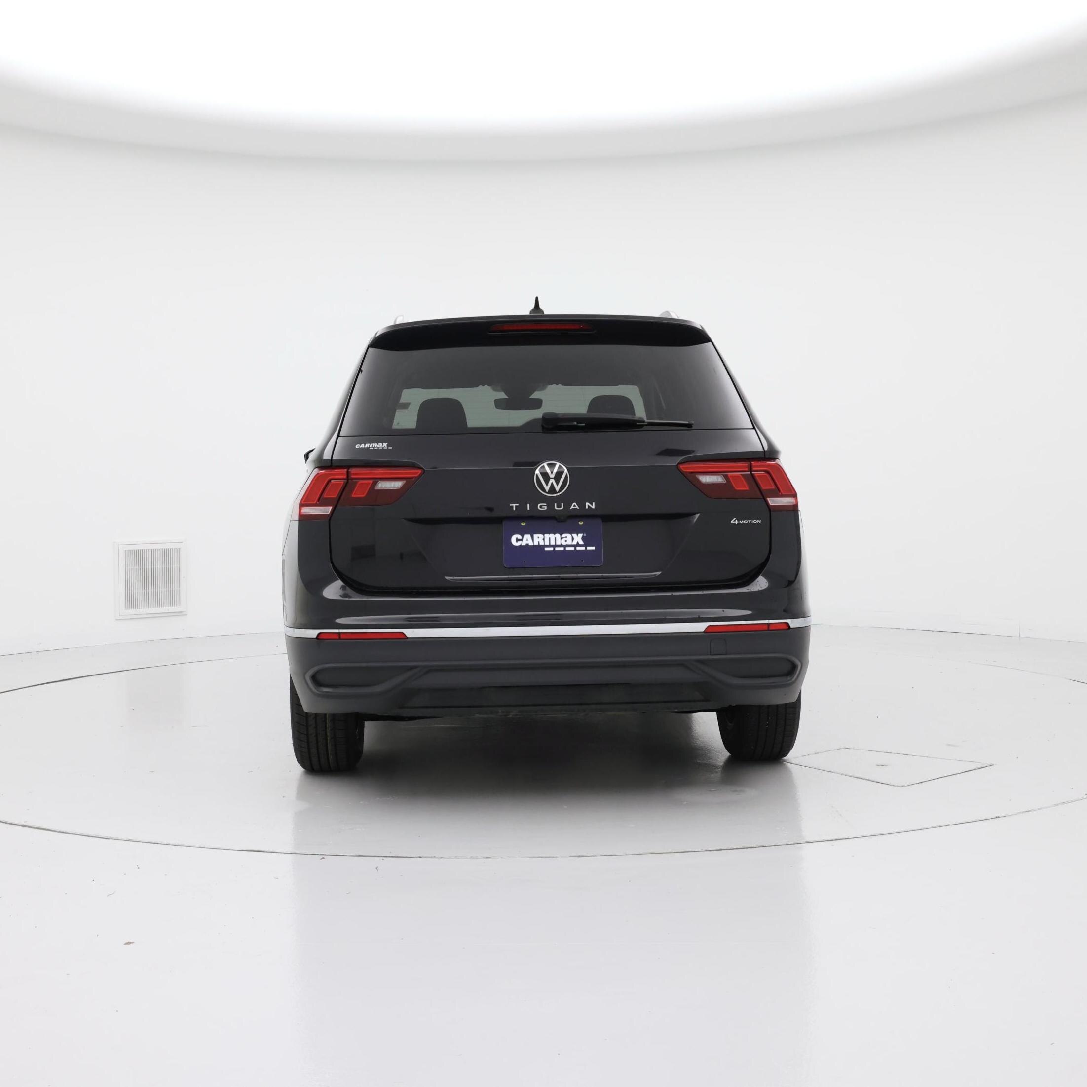Thumbnail: 2022 Volkswagen Tiguan - 6