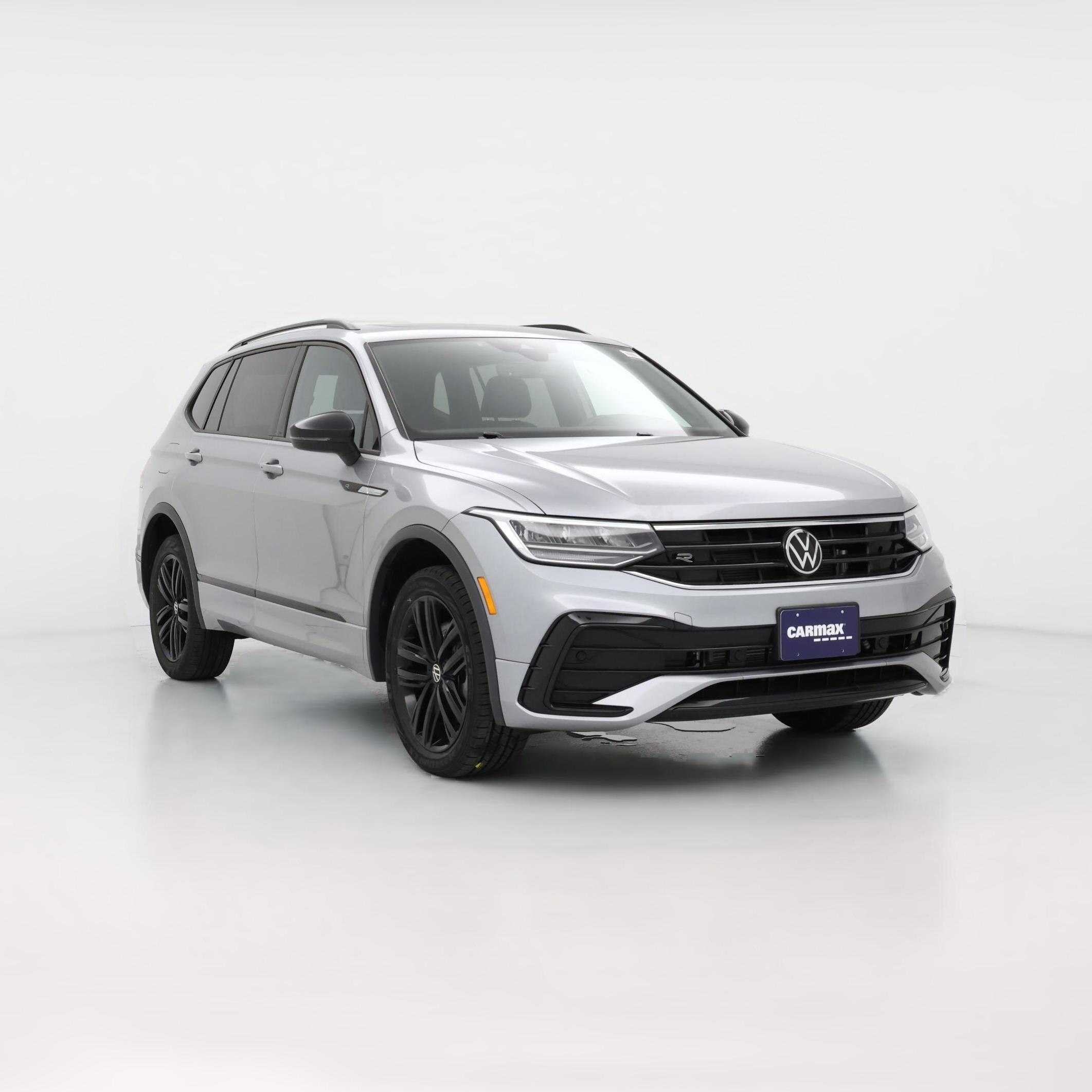 Thumbnail: 2022 Volkswagen Tiguan - 1