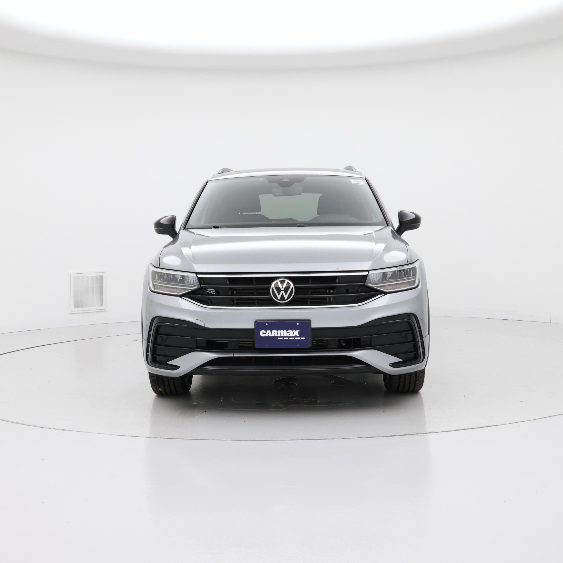 Thumbnail: 2022 Volkswagen Tiguan - 5