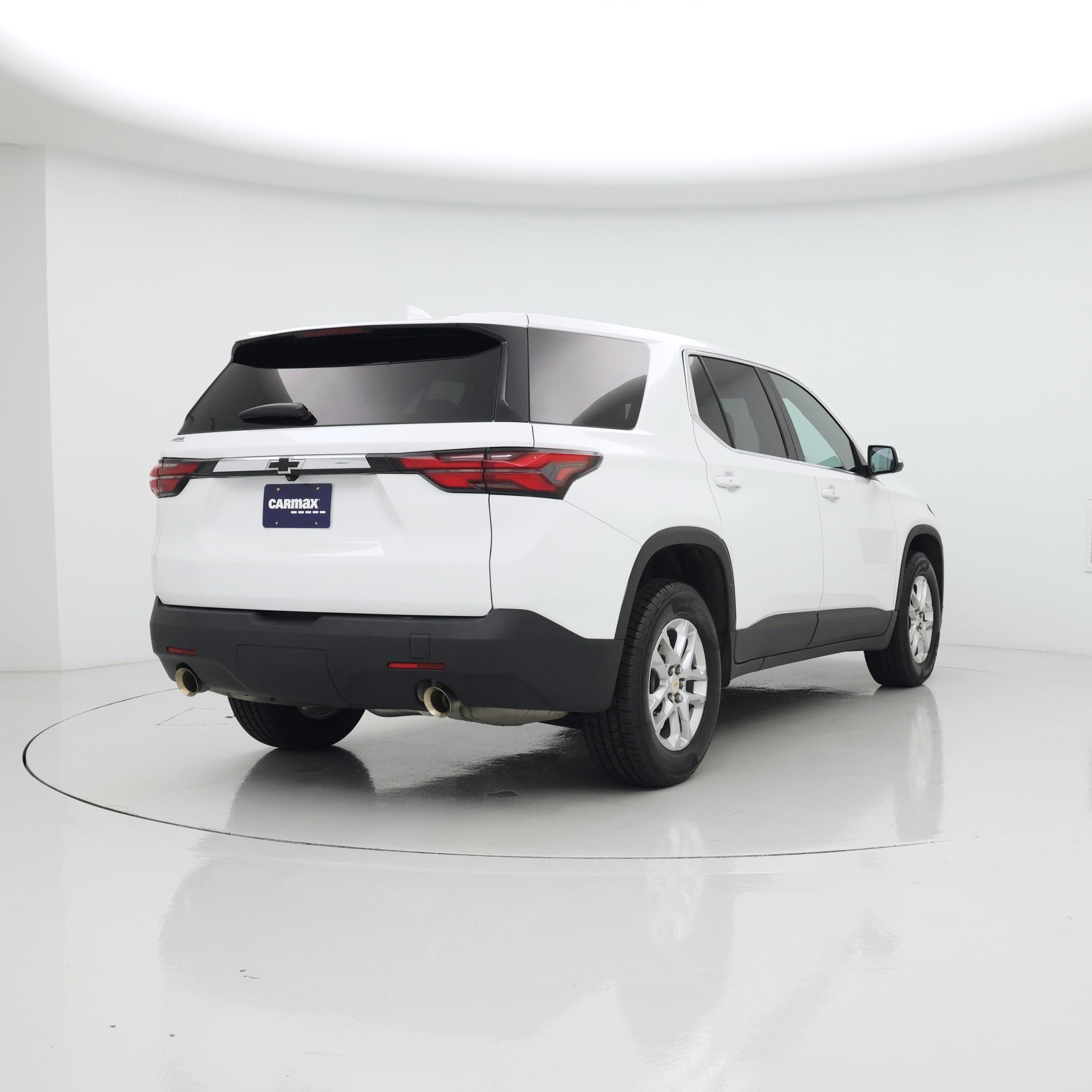 Thumbnail: 2023 Chevrolet Traverse - 8