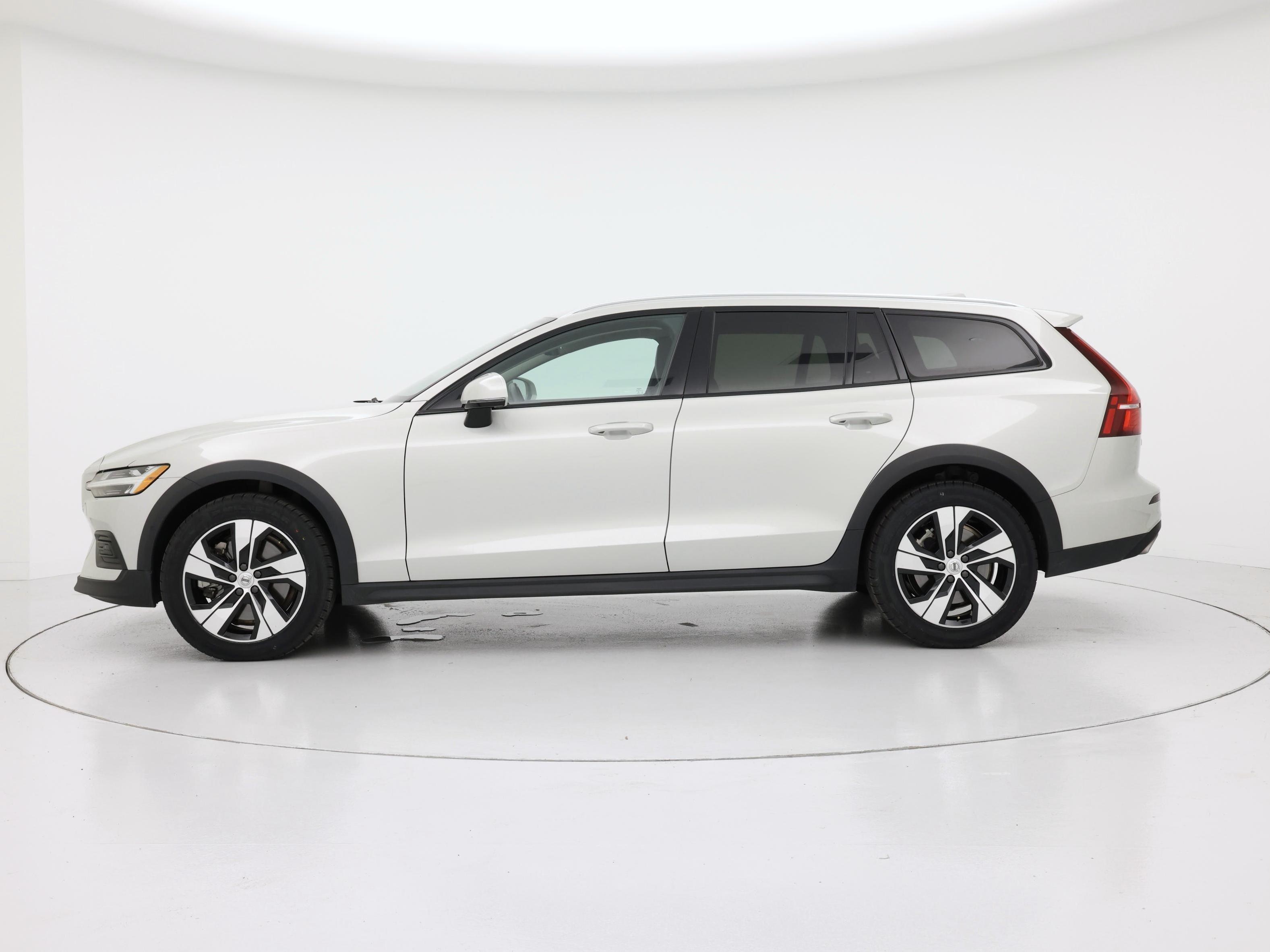 Thumbnail: 2020 Volvo S60 - 3