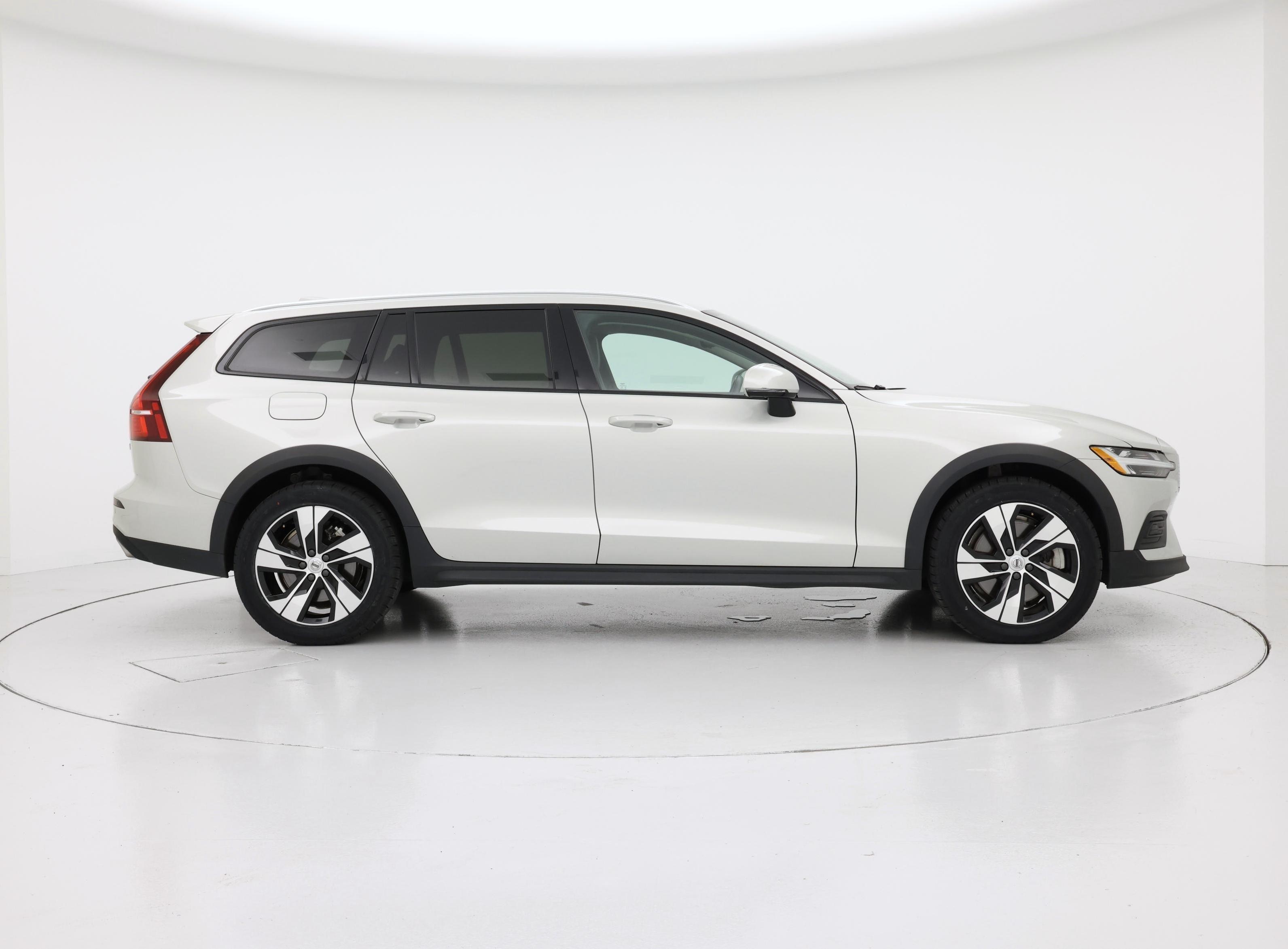 Thumbnail: 2020 Volvo S60 - 7
