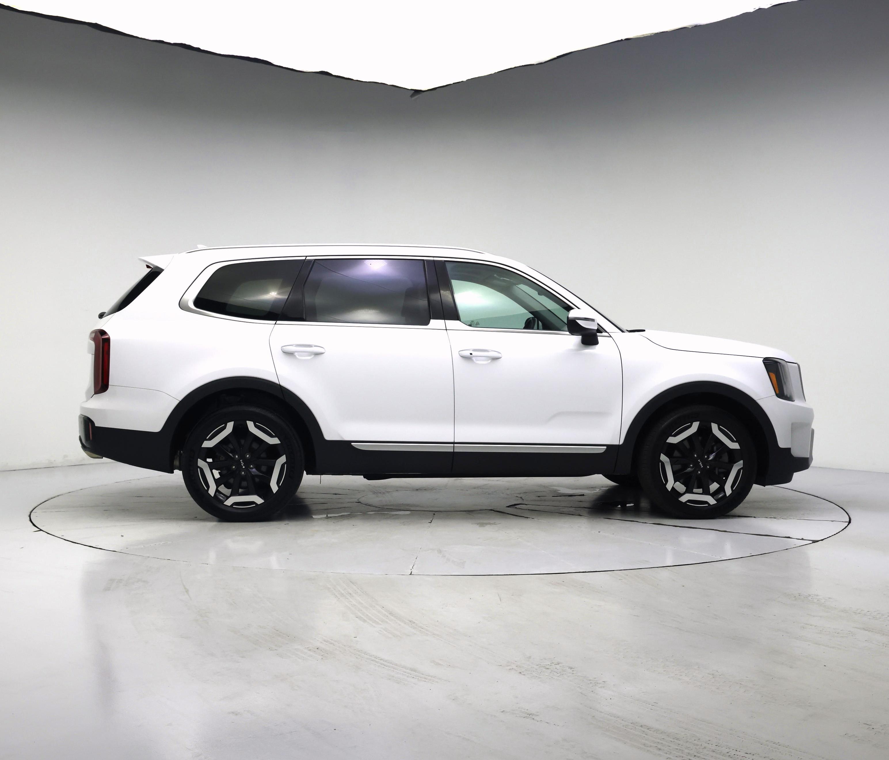 Thumbnail: 2023 Kia Telluride - 7