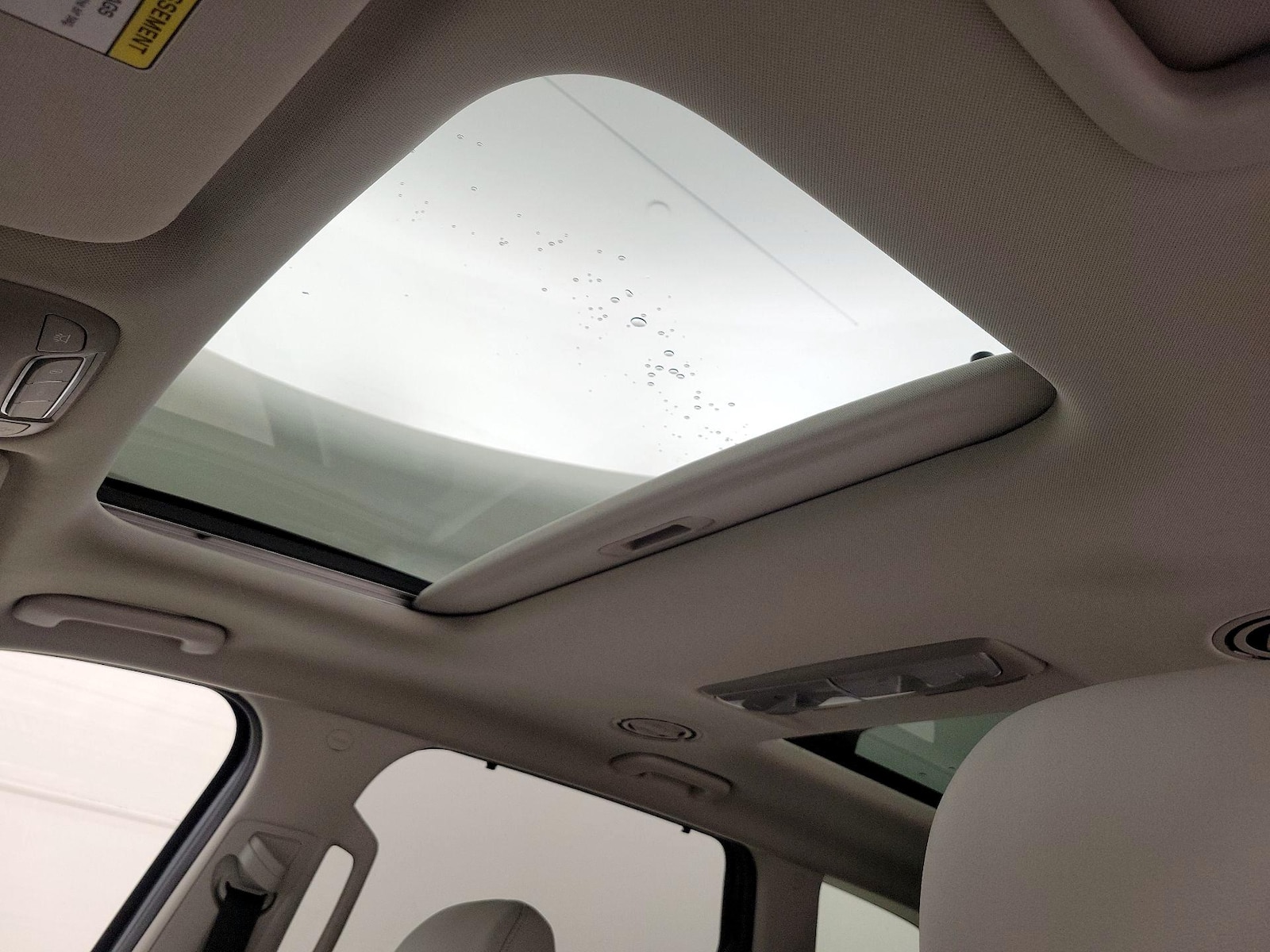 Sunroof(s) & Skylight(s)
