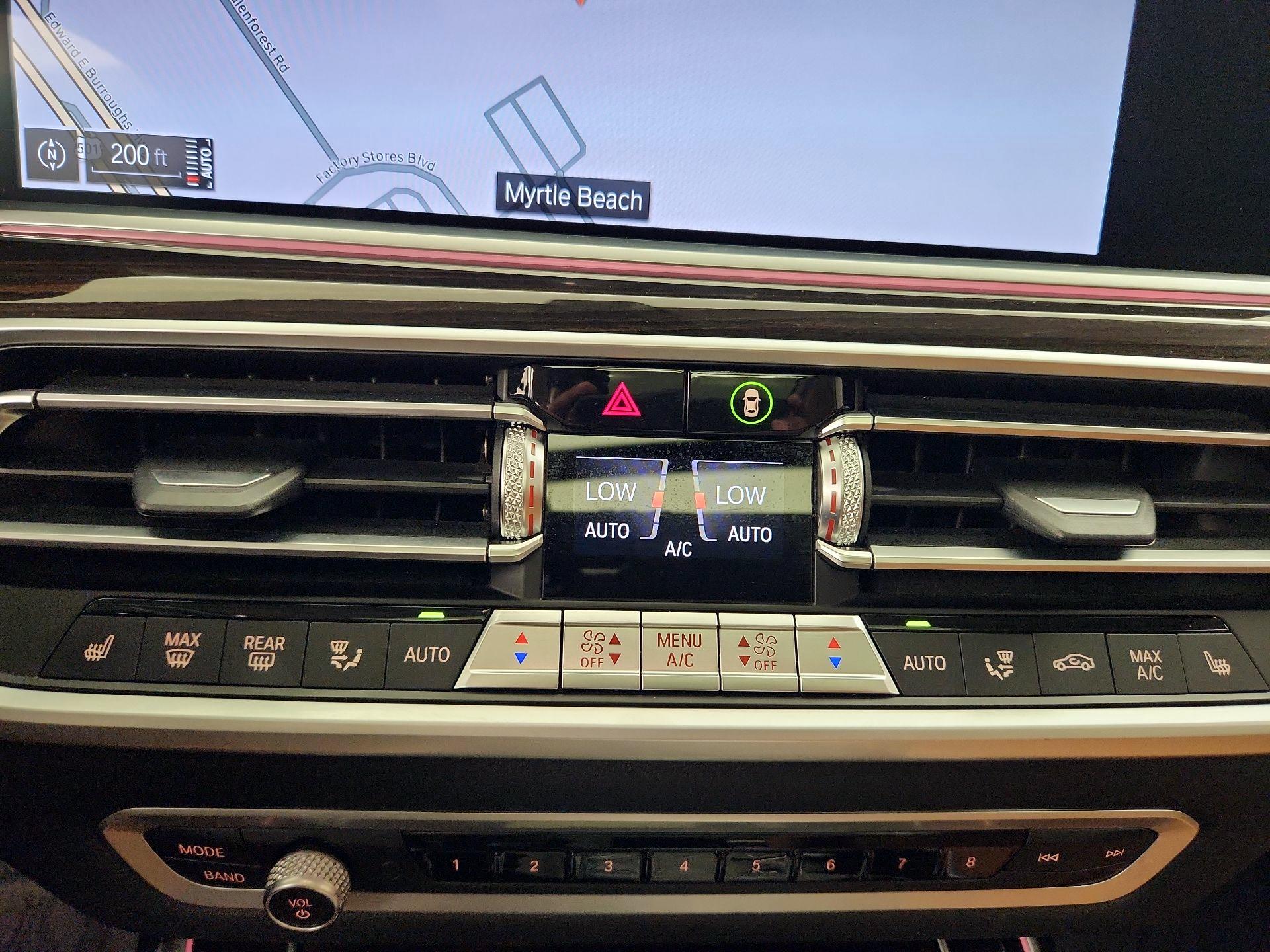 Thumbnail: 2021 BMW X7 - 17