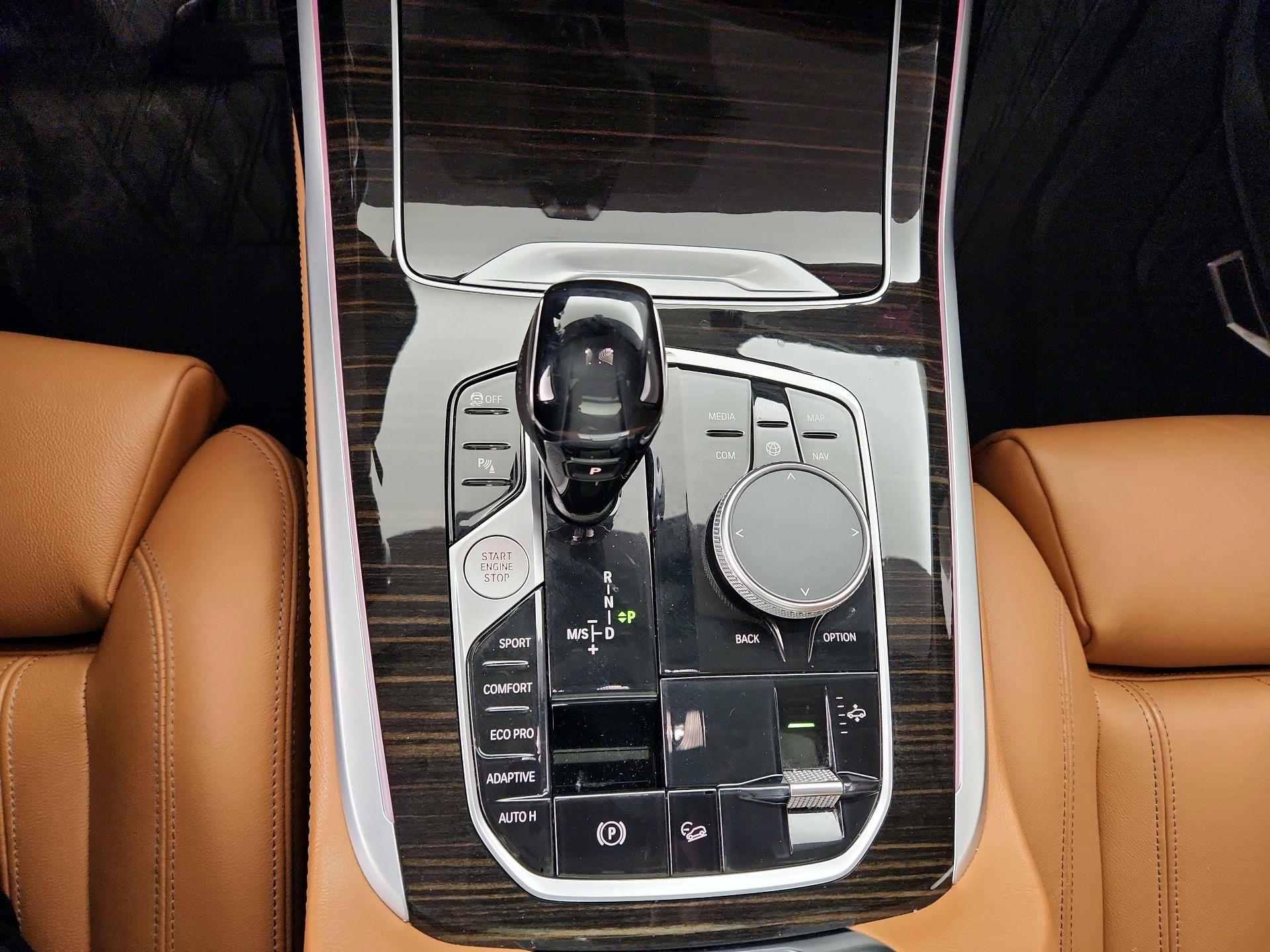 Thumbnail: 2021 BMW X7 - 18