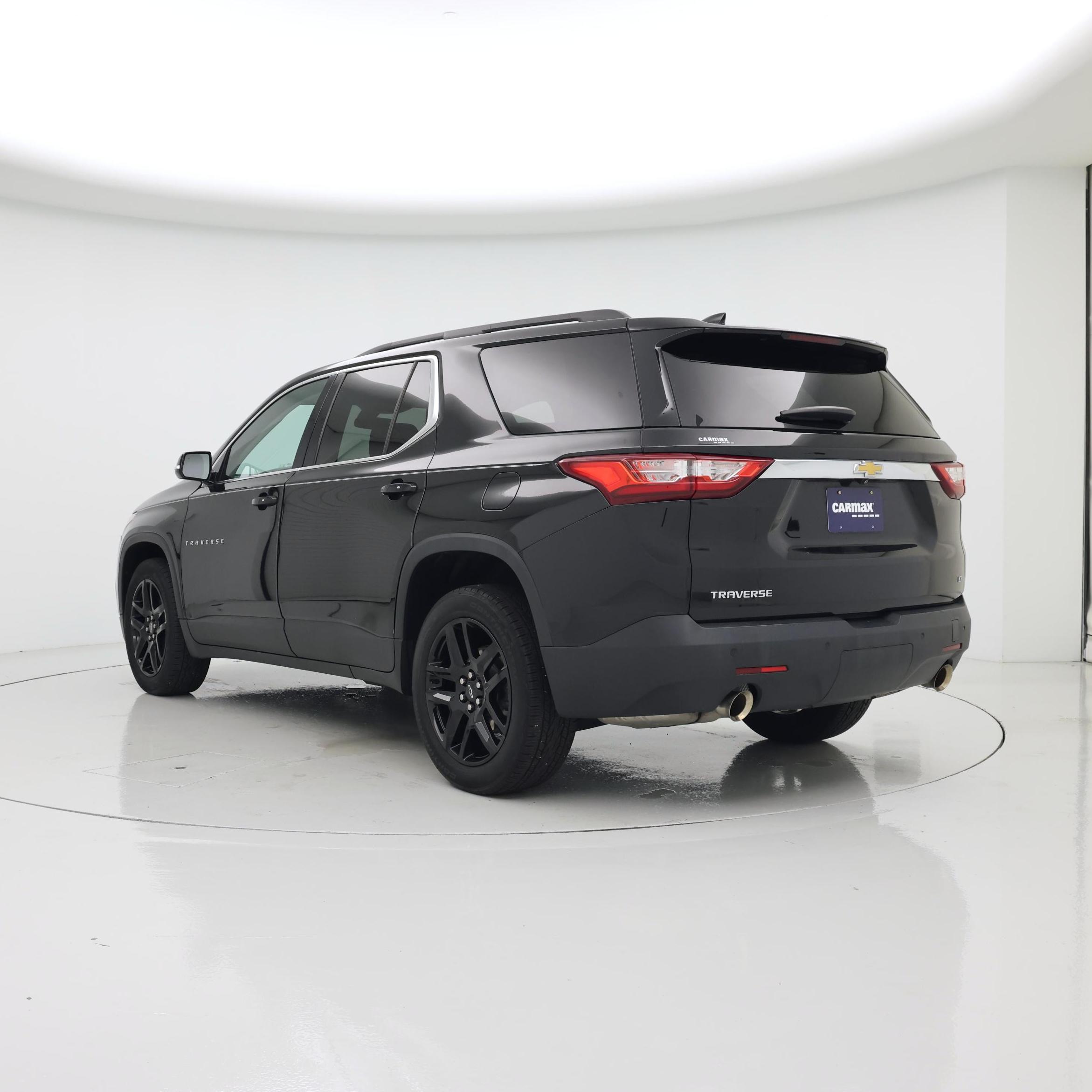 Thumbnail: 2021 Chevrolet Traverse - 2