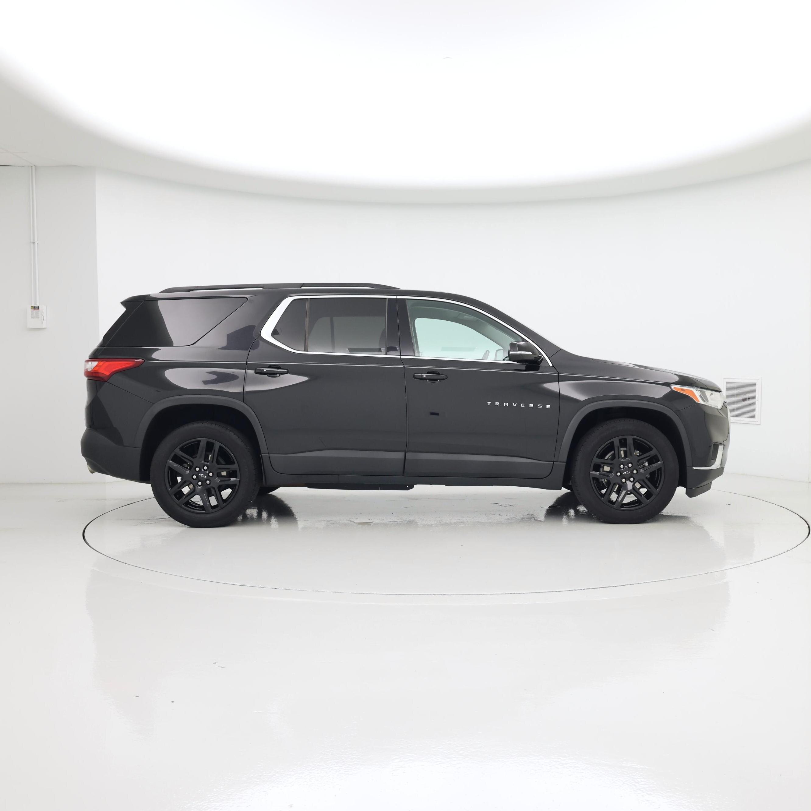 Thumbnail: 2021 Chevrolet Traverse - 7