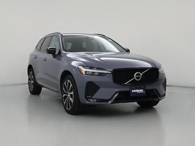 2023 Volvo XC60 B5 Plus Dark Theme
