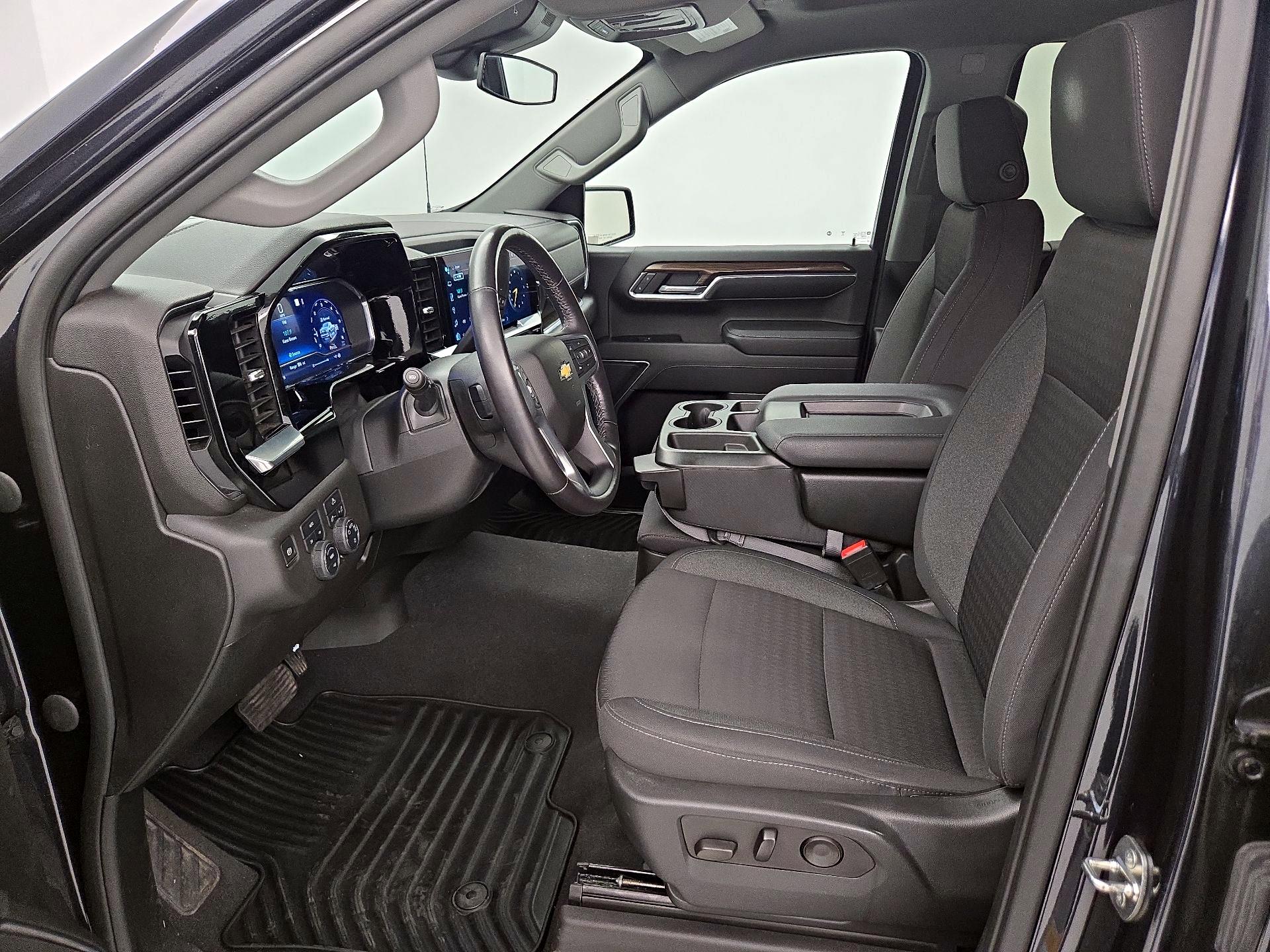 Thumbnail: 2022 Chevrolet Silverado 1500 - 11