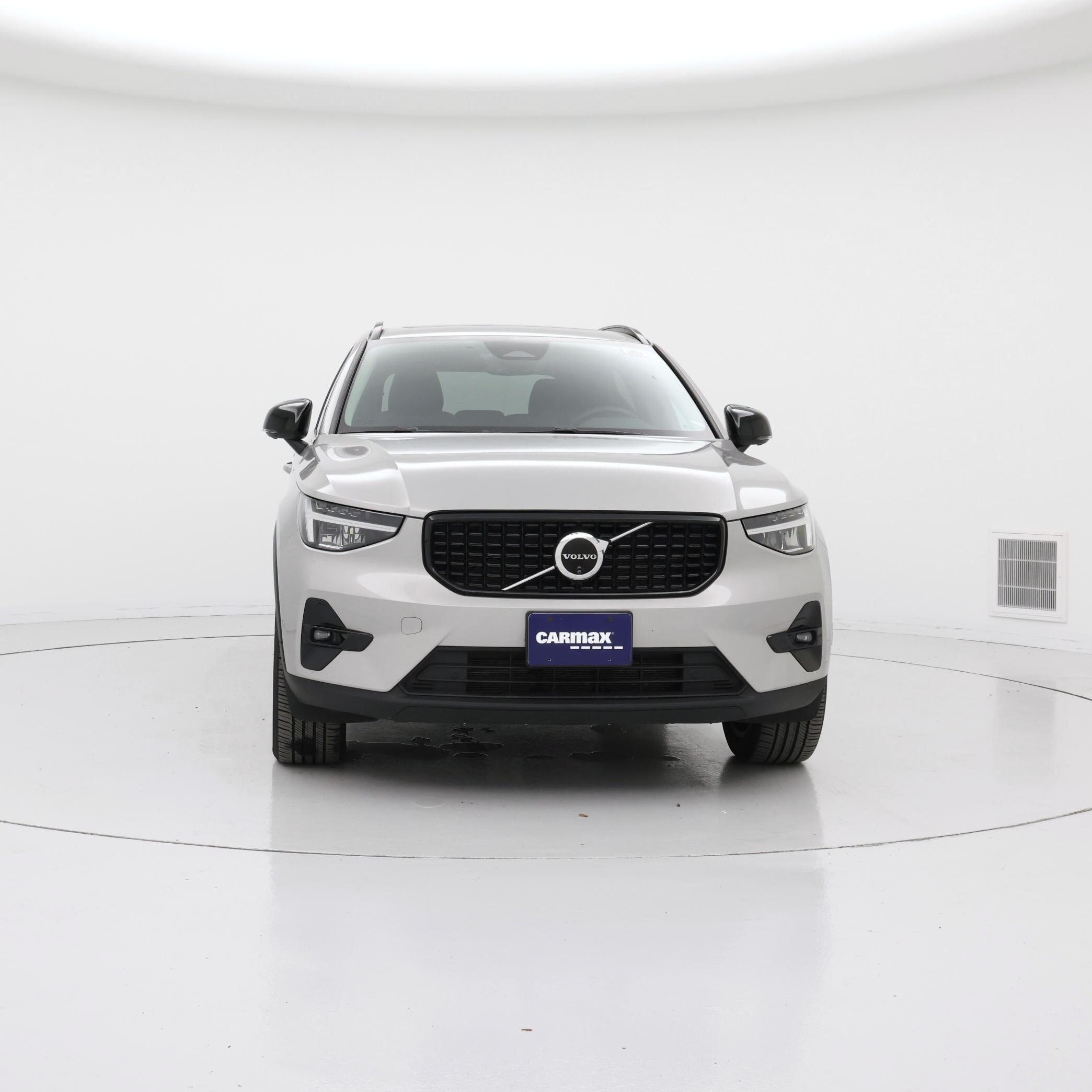 Thumbnail: 2024 Volvo XC40 - 5