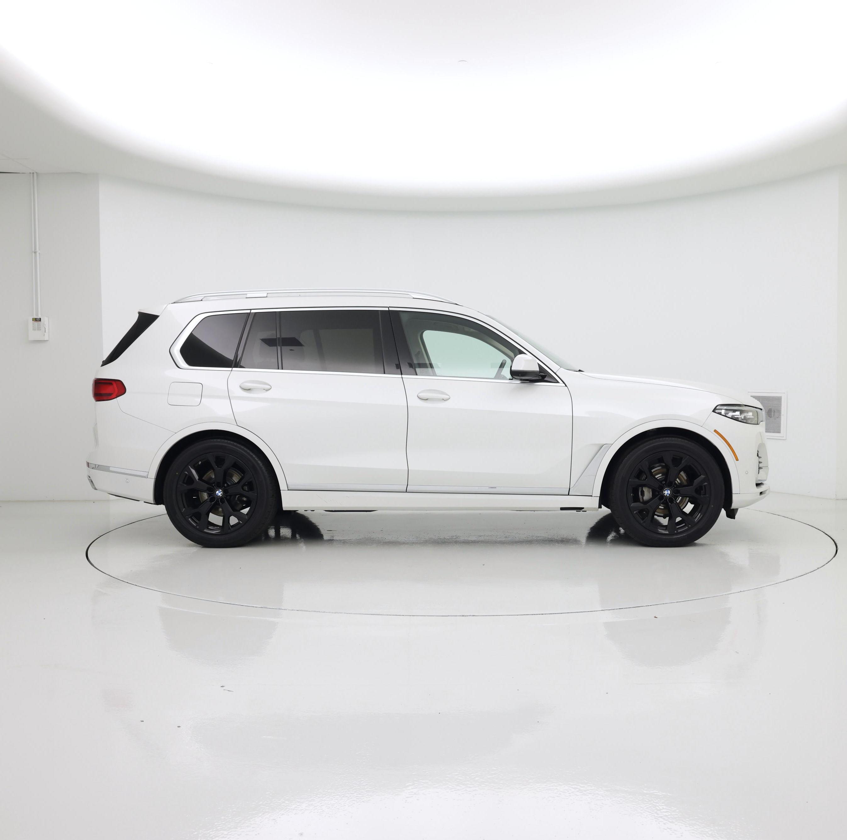 Thumbnail: 2022 BMW X7 - 7