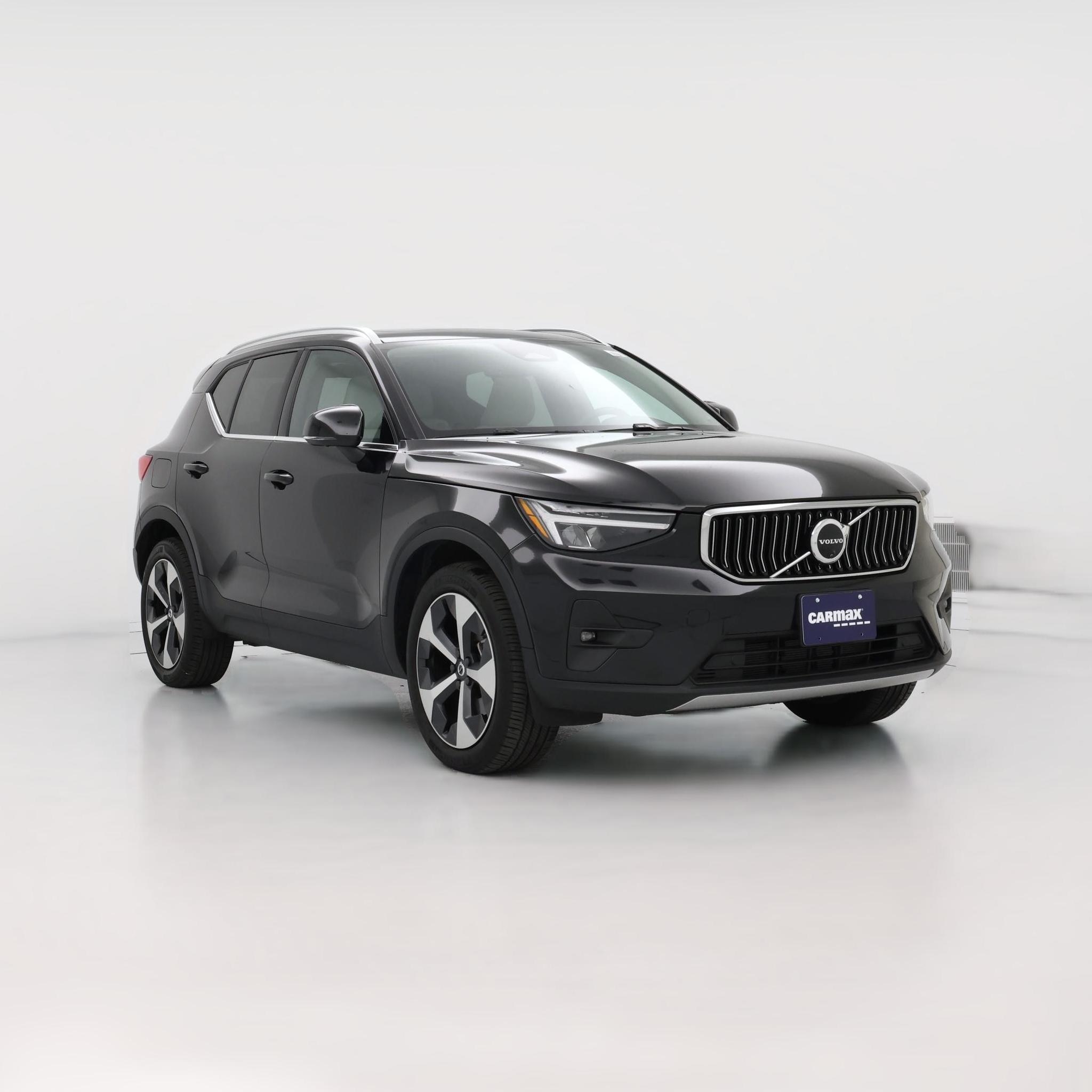 Thumbnail: 2024 Volvo XC40 - 1