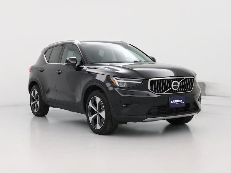 2024 Volvo XC40 B5 Core Bright Theme