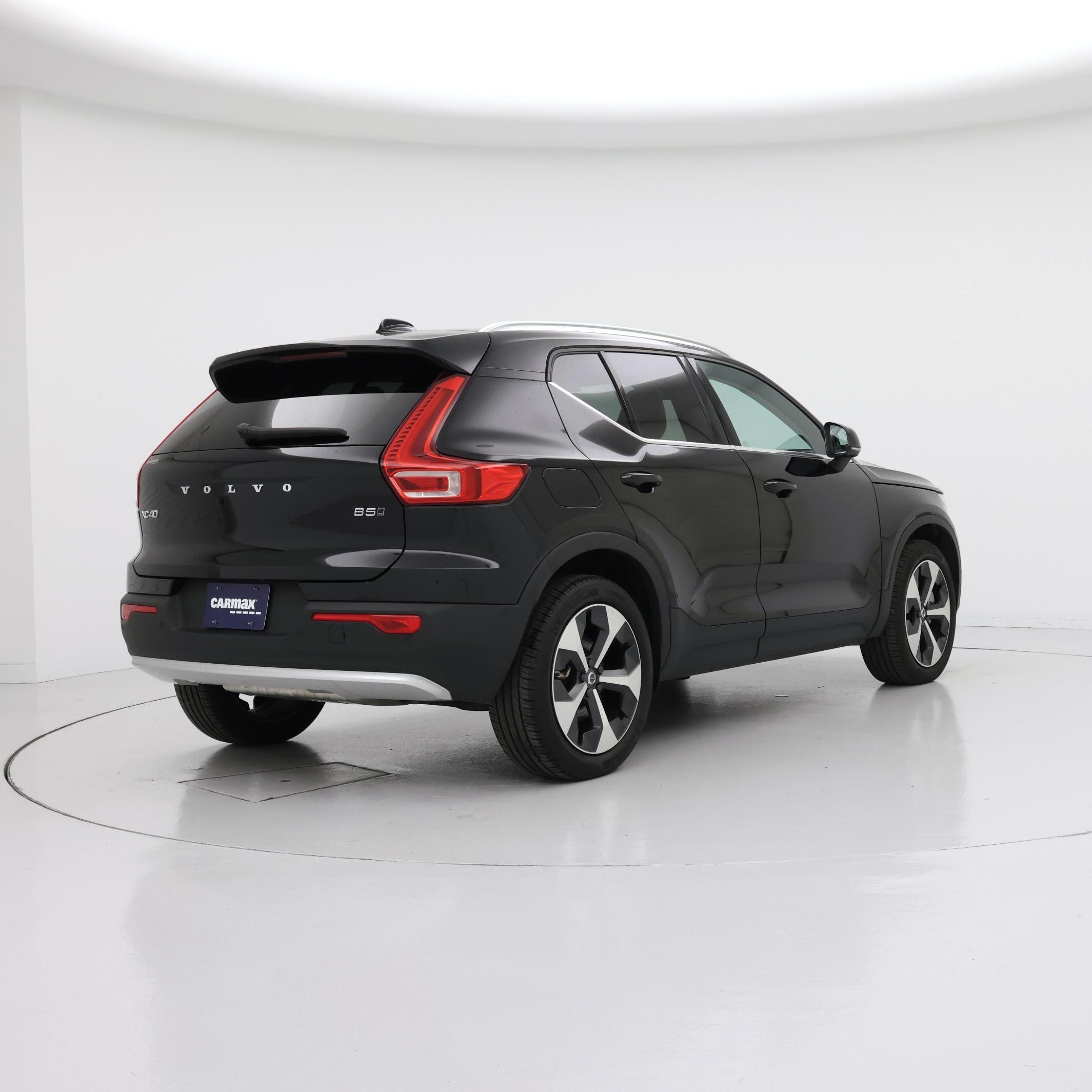 Thumbnail: 2024 Volvo XC40 - 8