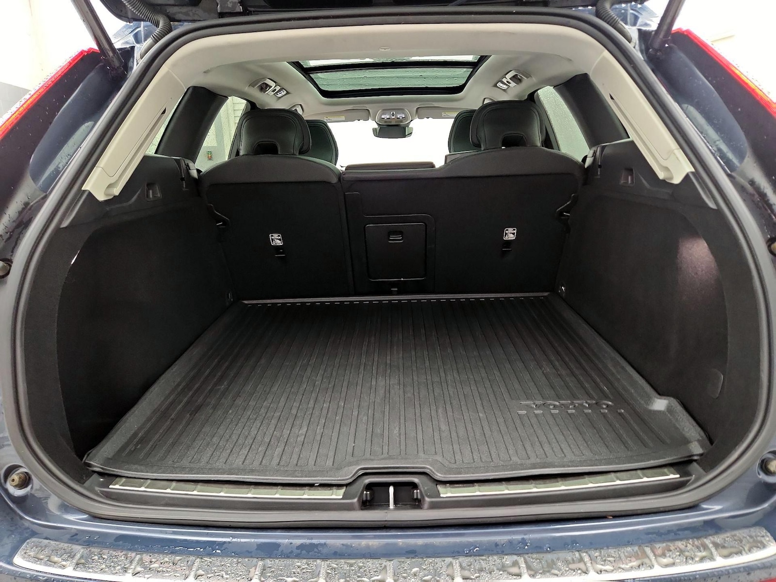 2024 Volvo XC60 Plus - Photo 22