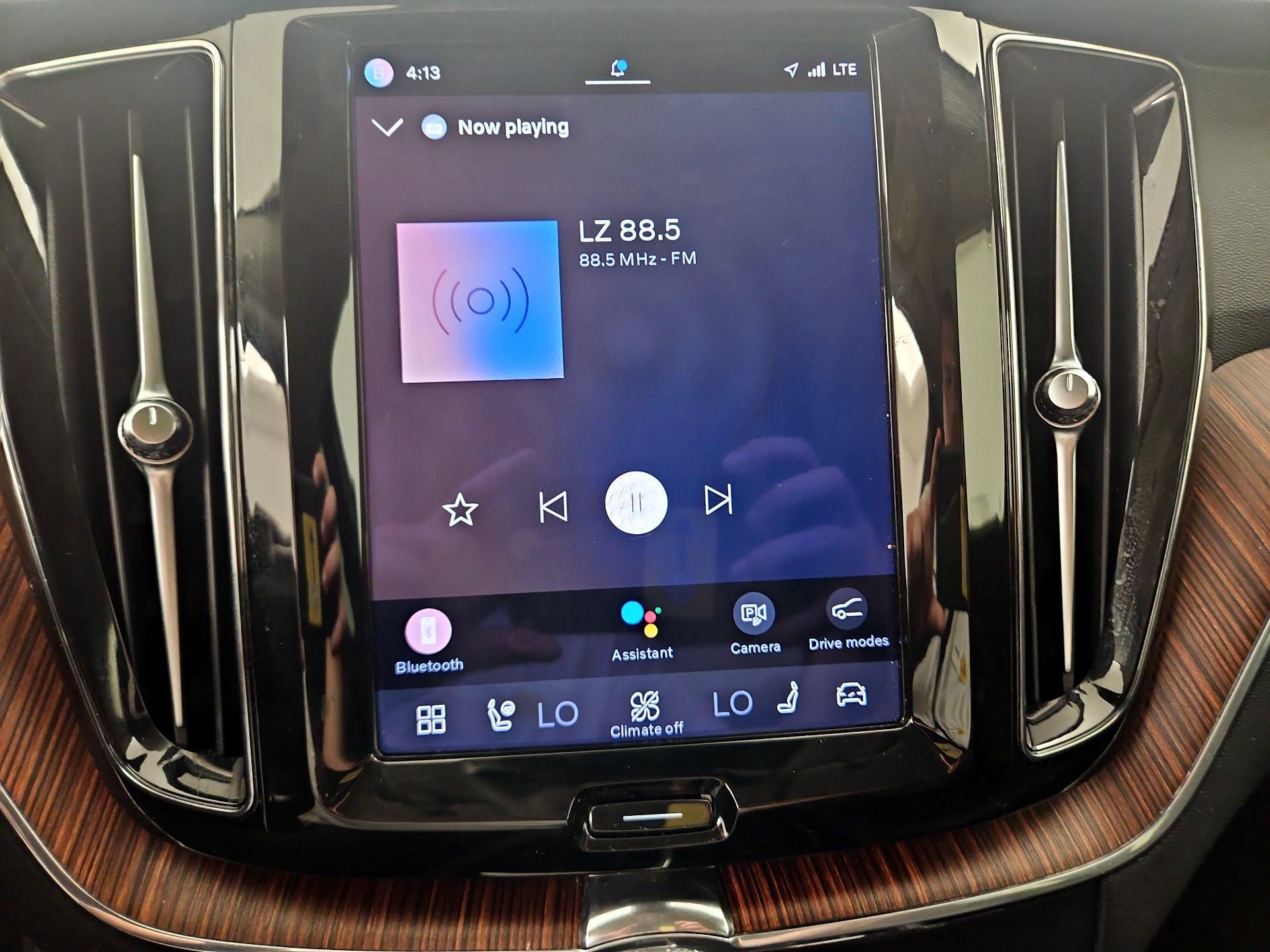 Thumbnail: 2023 Volvo XC60 - 16