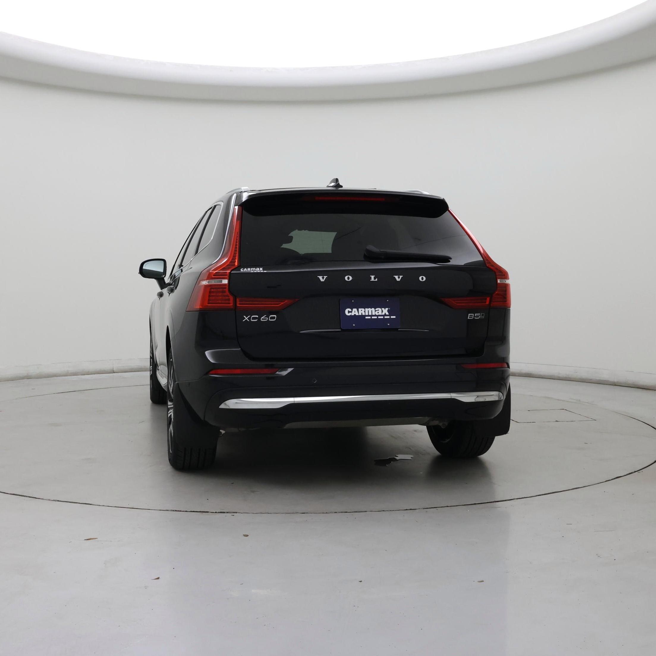 Thumbnail: 2023 Volvo XC60 - 6