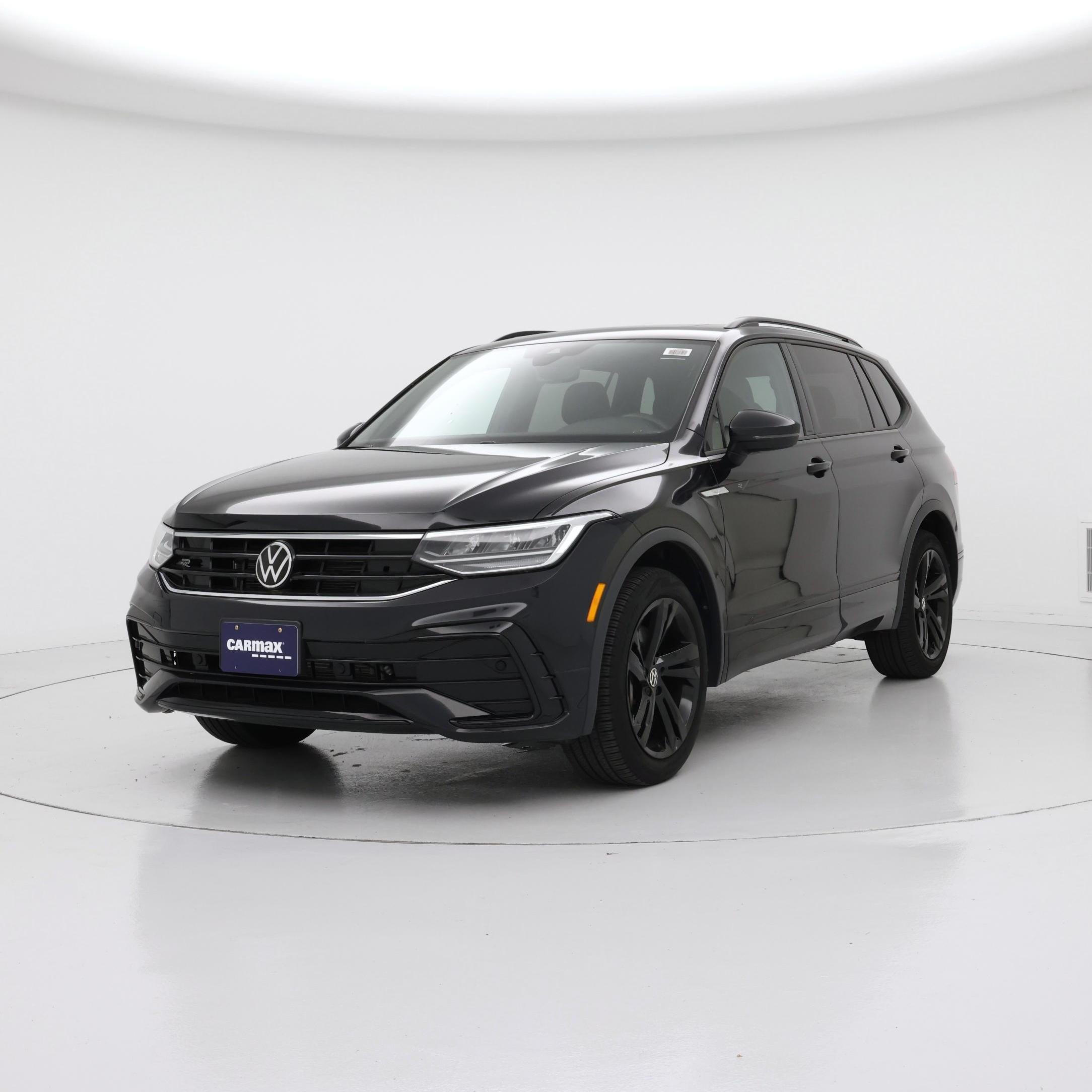 Thumbnail: 2023 Volkswagen Tiguan - 4