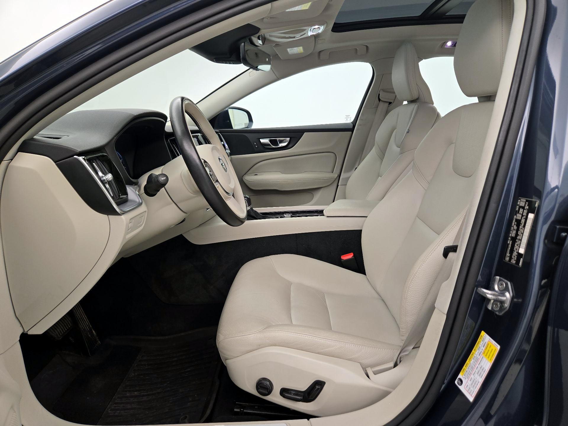 Thumbnail: 2020 Volvo S60 - 11