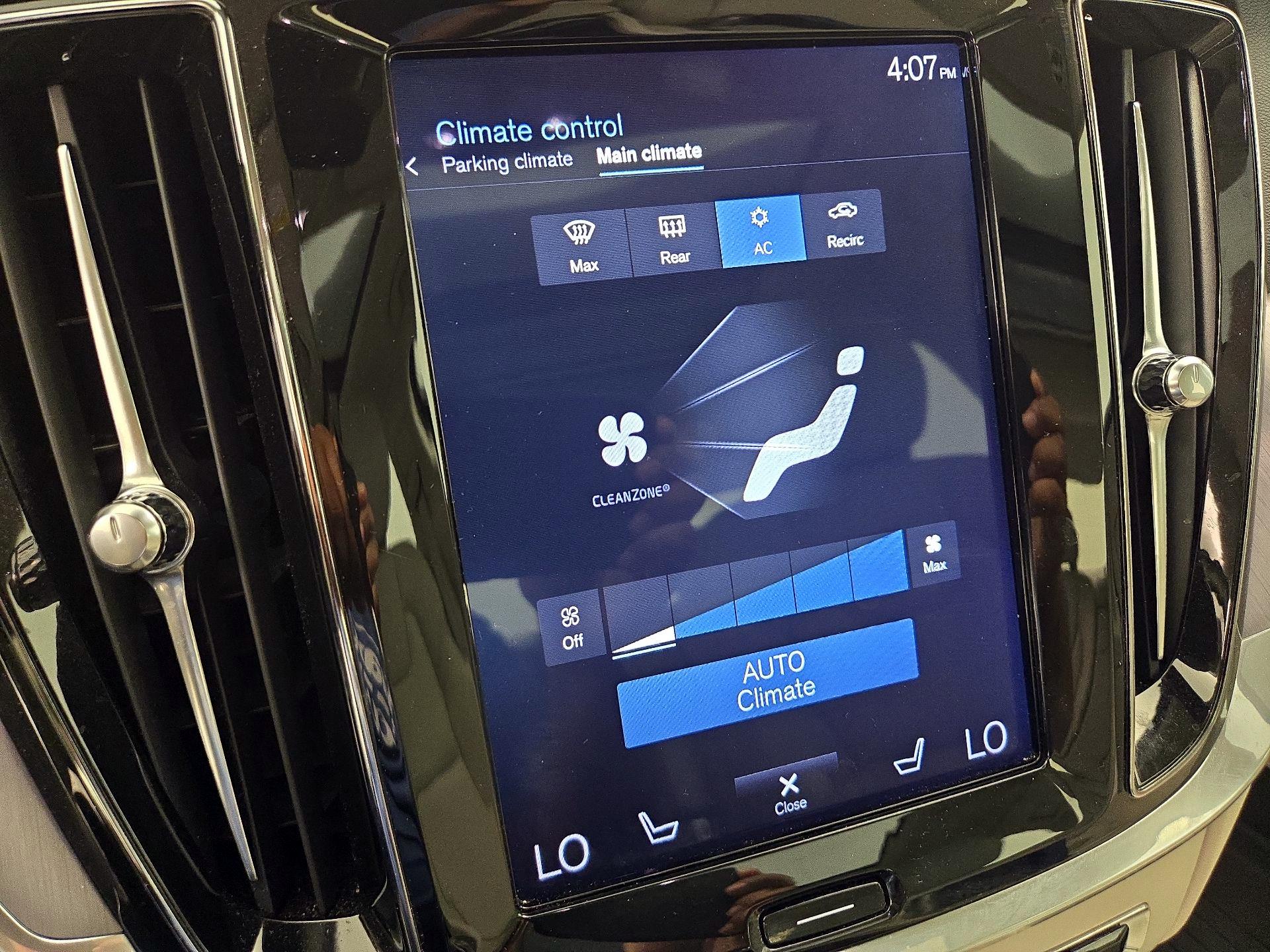 Thumbnail: 2020 Volvo S60 - 16