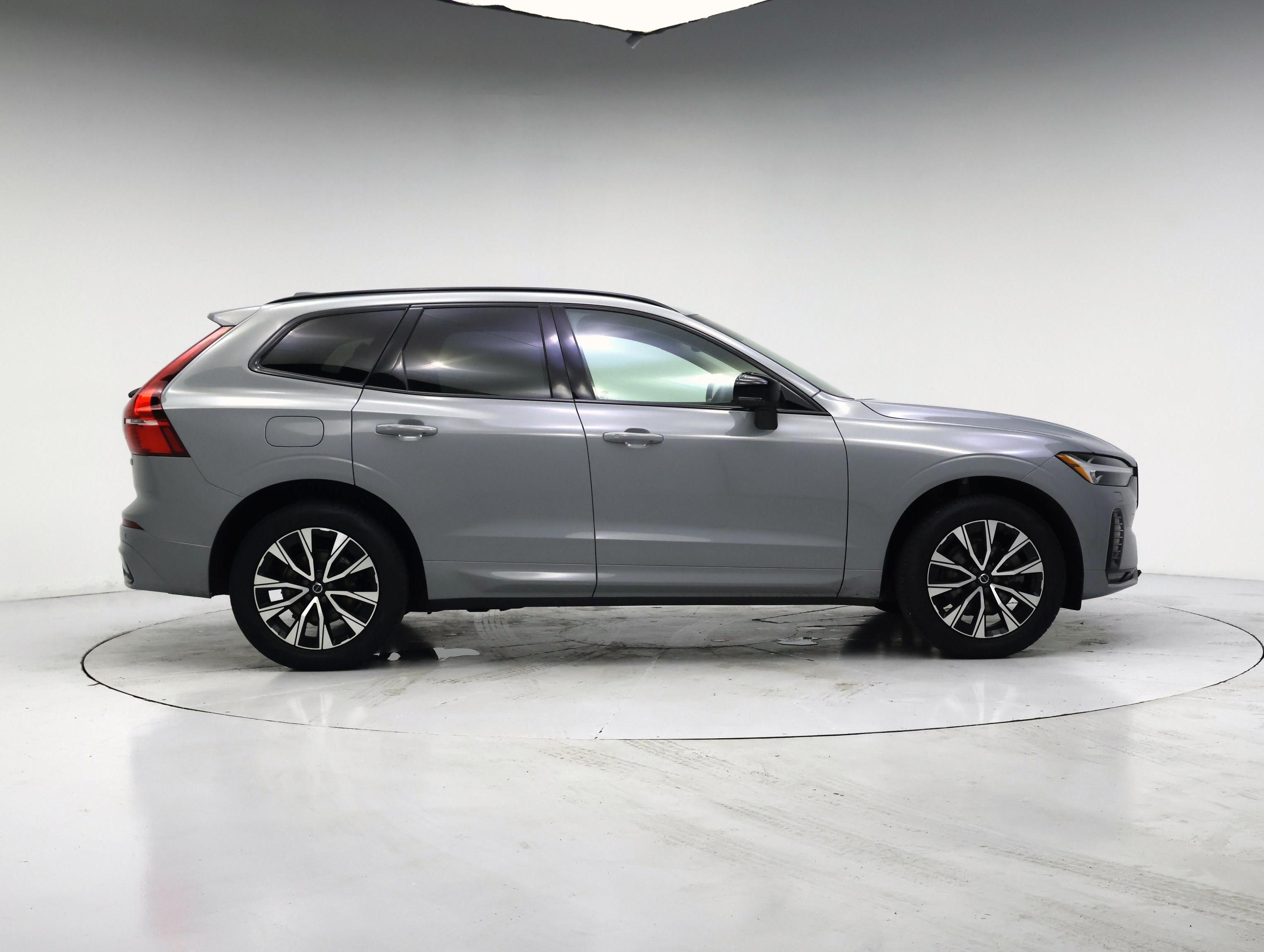Thumbnail: 2024 Volvo XC60 - 7
