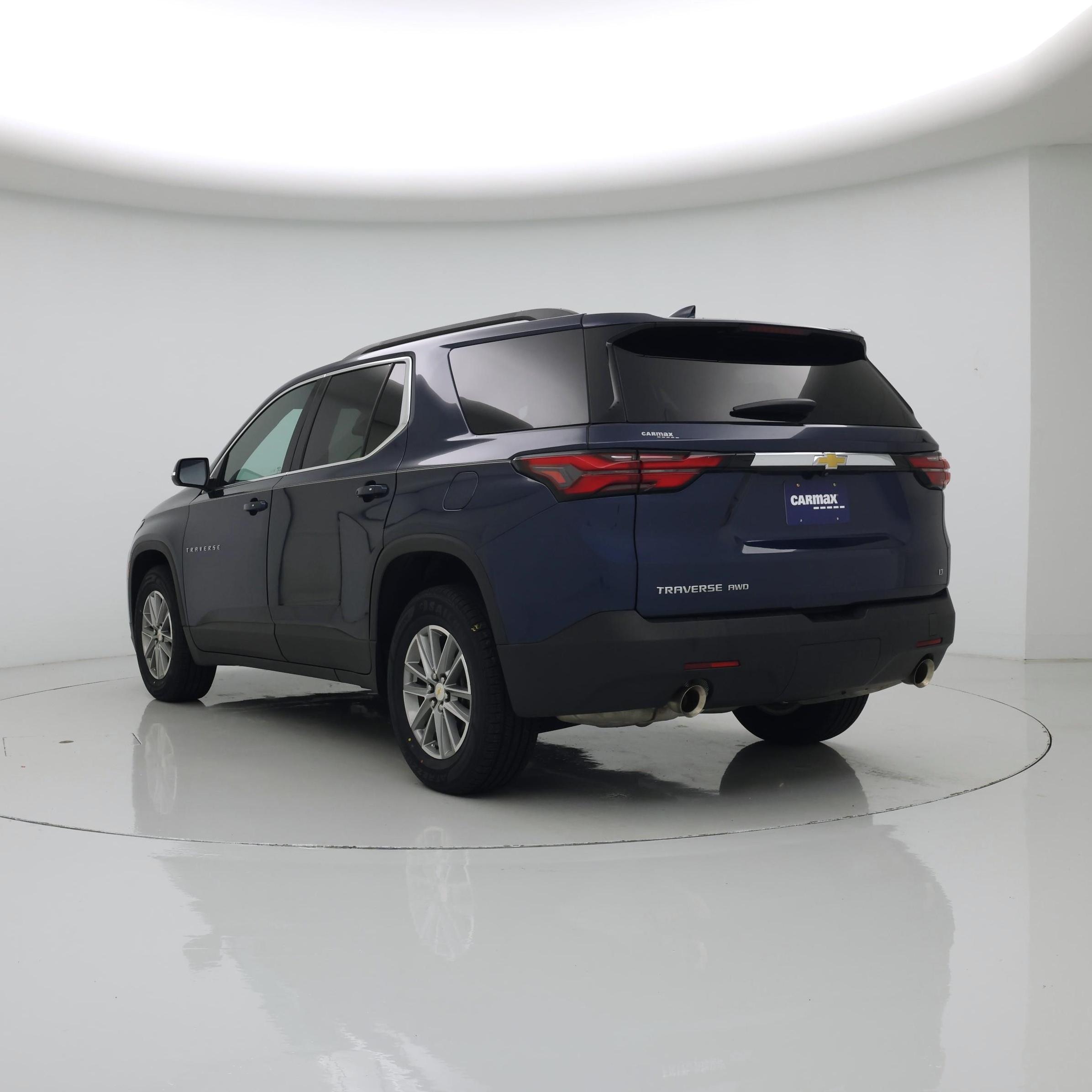 Thumbnail: 2023 Chevrolet Traverse - 2