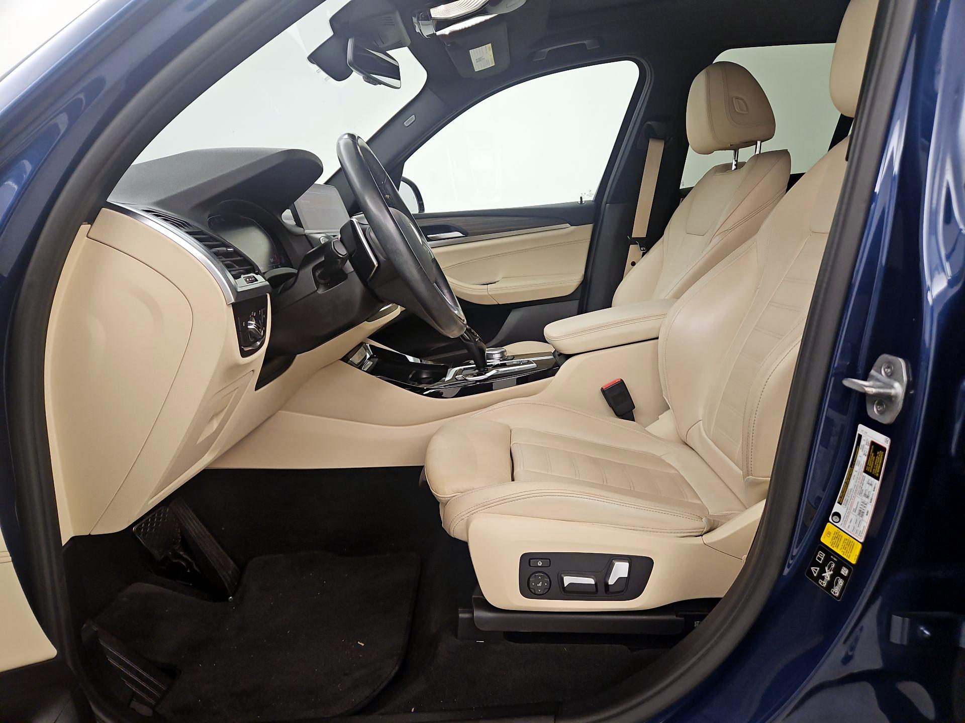 Thumbnail: 2021 BMW X3 - 11