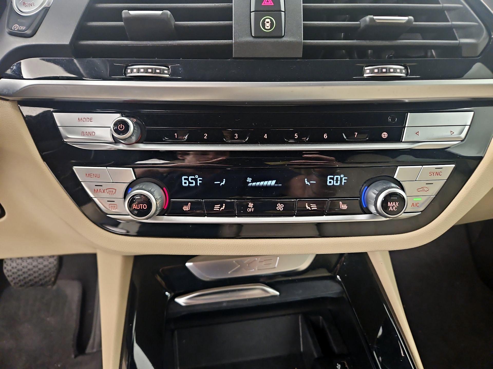 Thumbnail: 2021 BMW X3 - 16