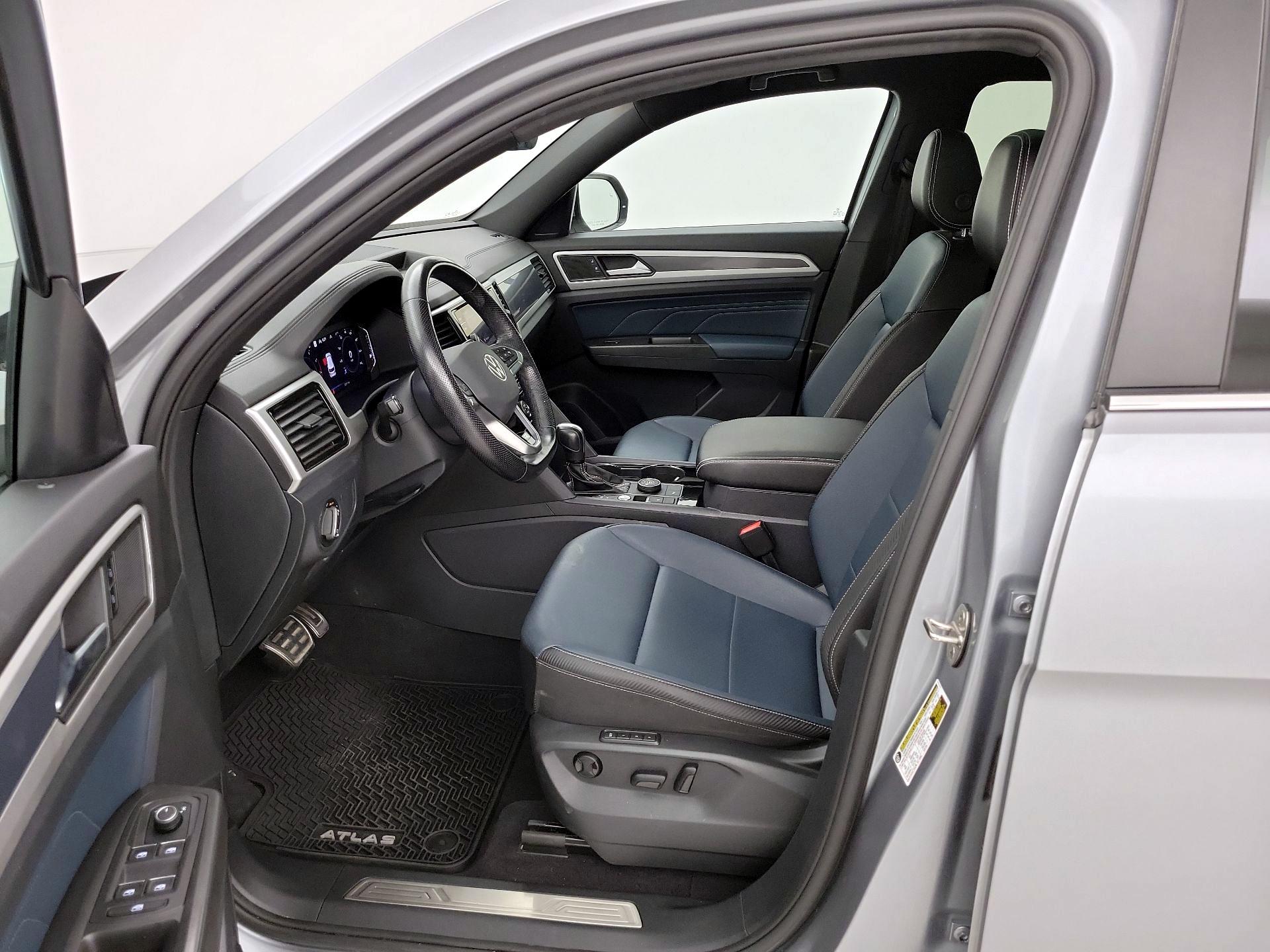 Thumbnail: 2022 Volkswagen Atlas - 11