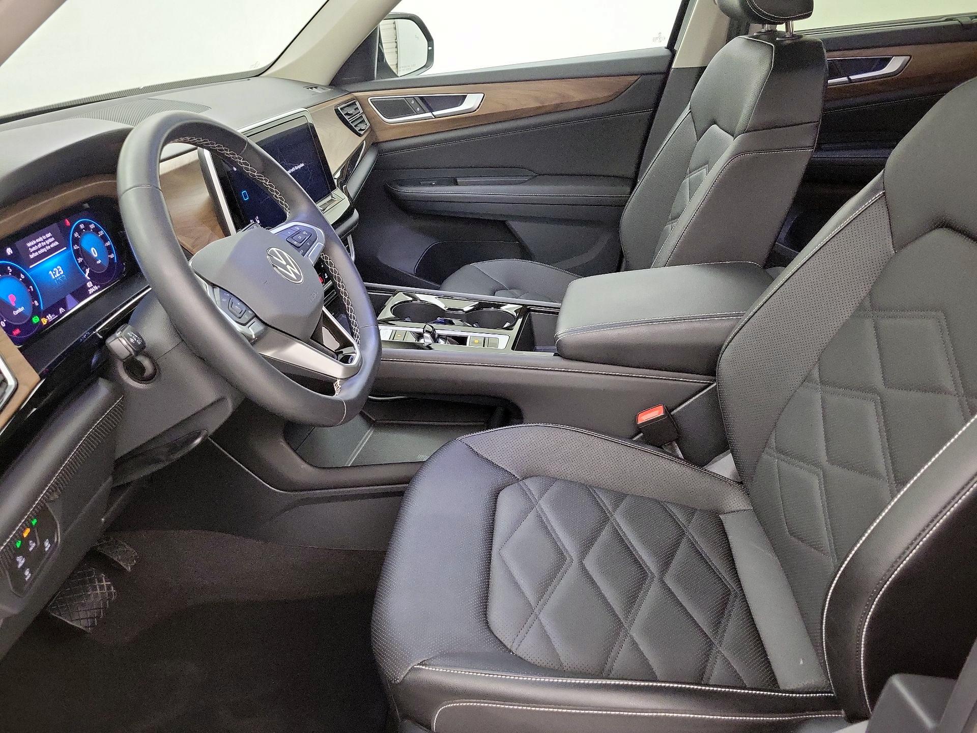Thumbnail: 2024 Volkswagen Atlas - 11