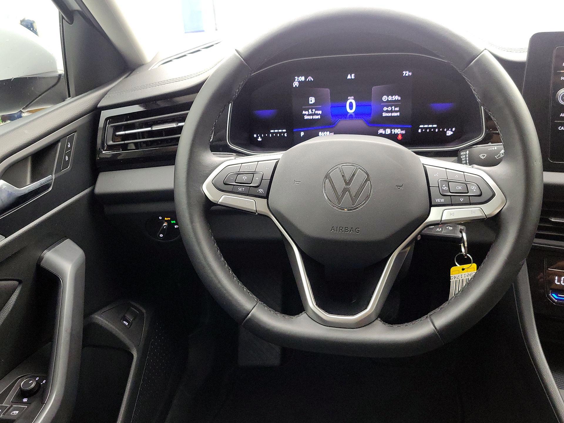 Thumbnail: 2025 Volkswagen Jetta - 10